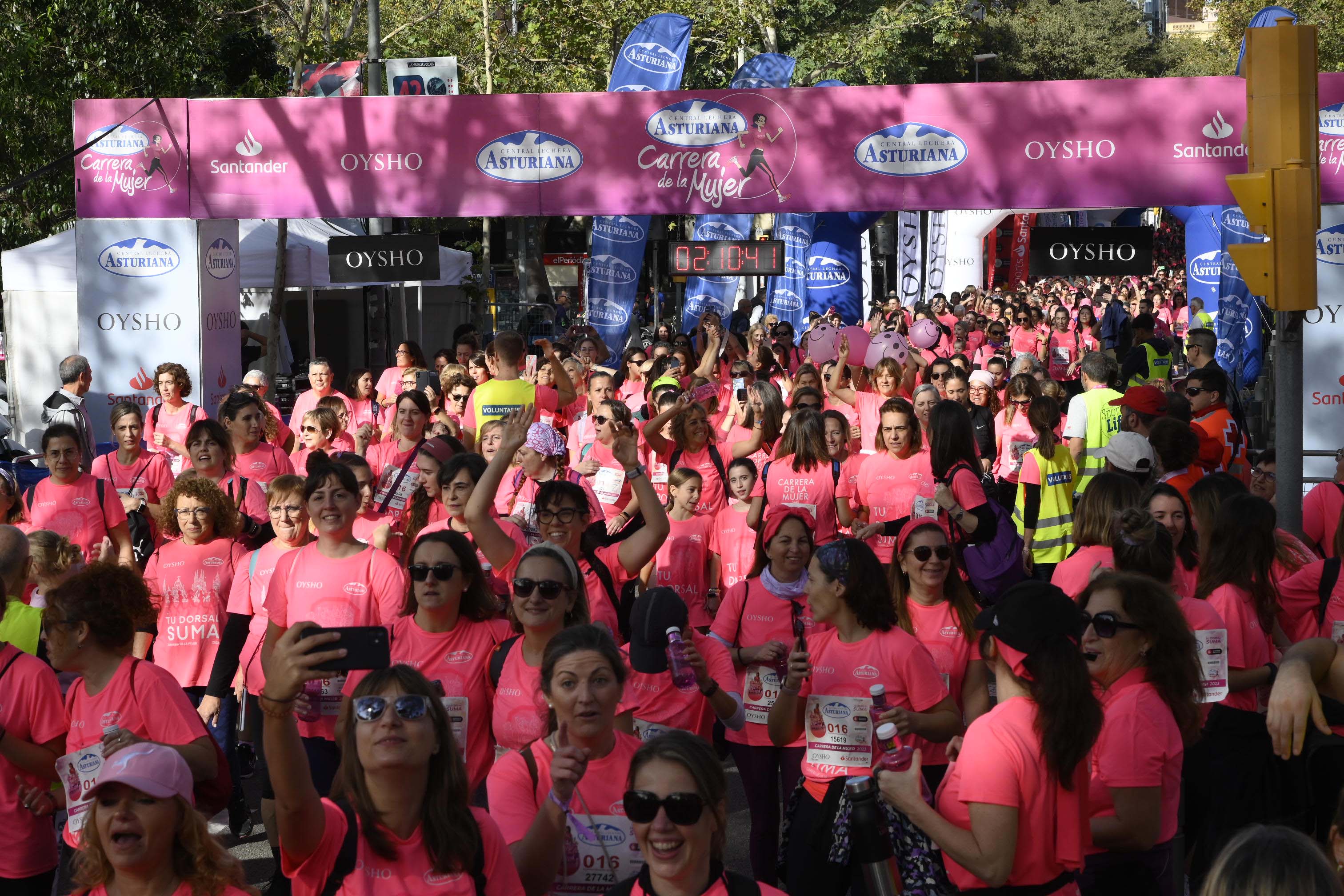 Las mejores fotos de la Carrera de la Mujer de Barcelona 2023. 6878