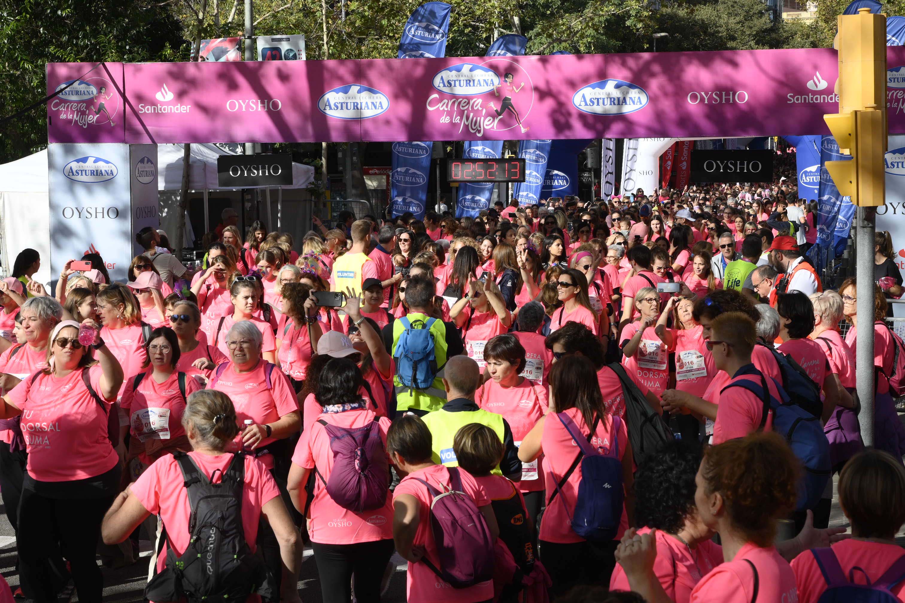 Las mejores fotos de la Carrera de la Mujer de Barcelona 2023. 8068