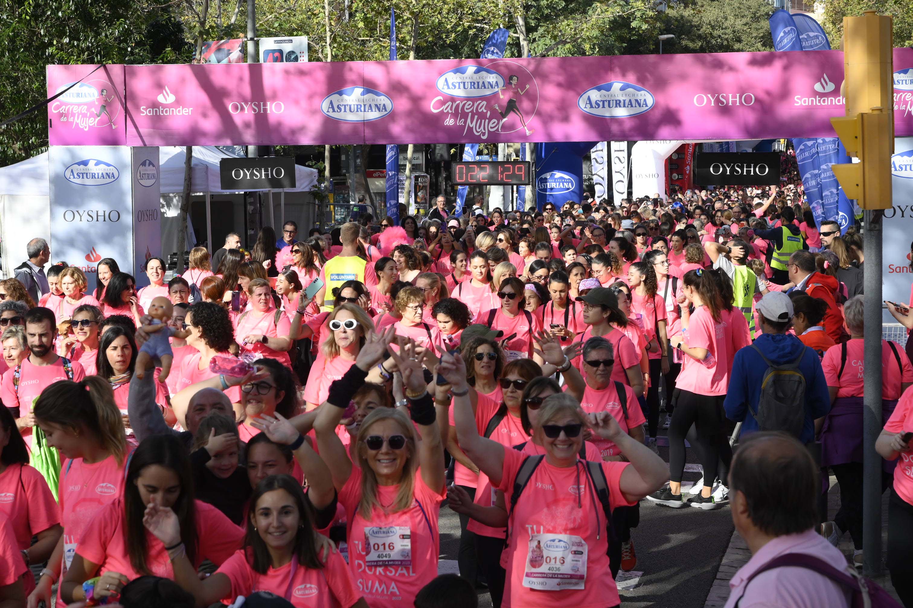 Las mejores fotos de la Carrera de la Mujer de Barcelona 2023. 7184