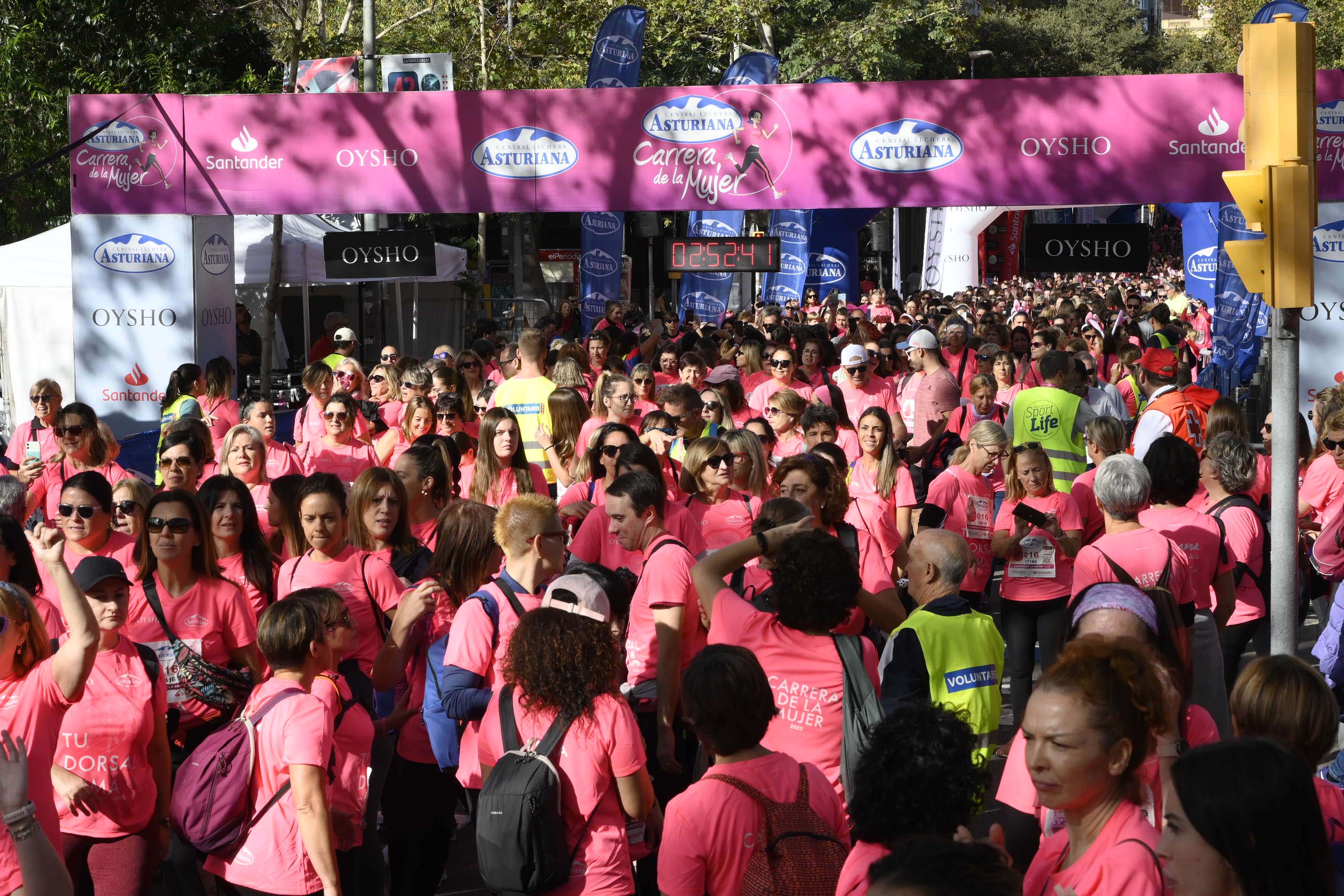 Las mejores fotos de la Carrera de la Mujer de Barcelona 2023. 8082