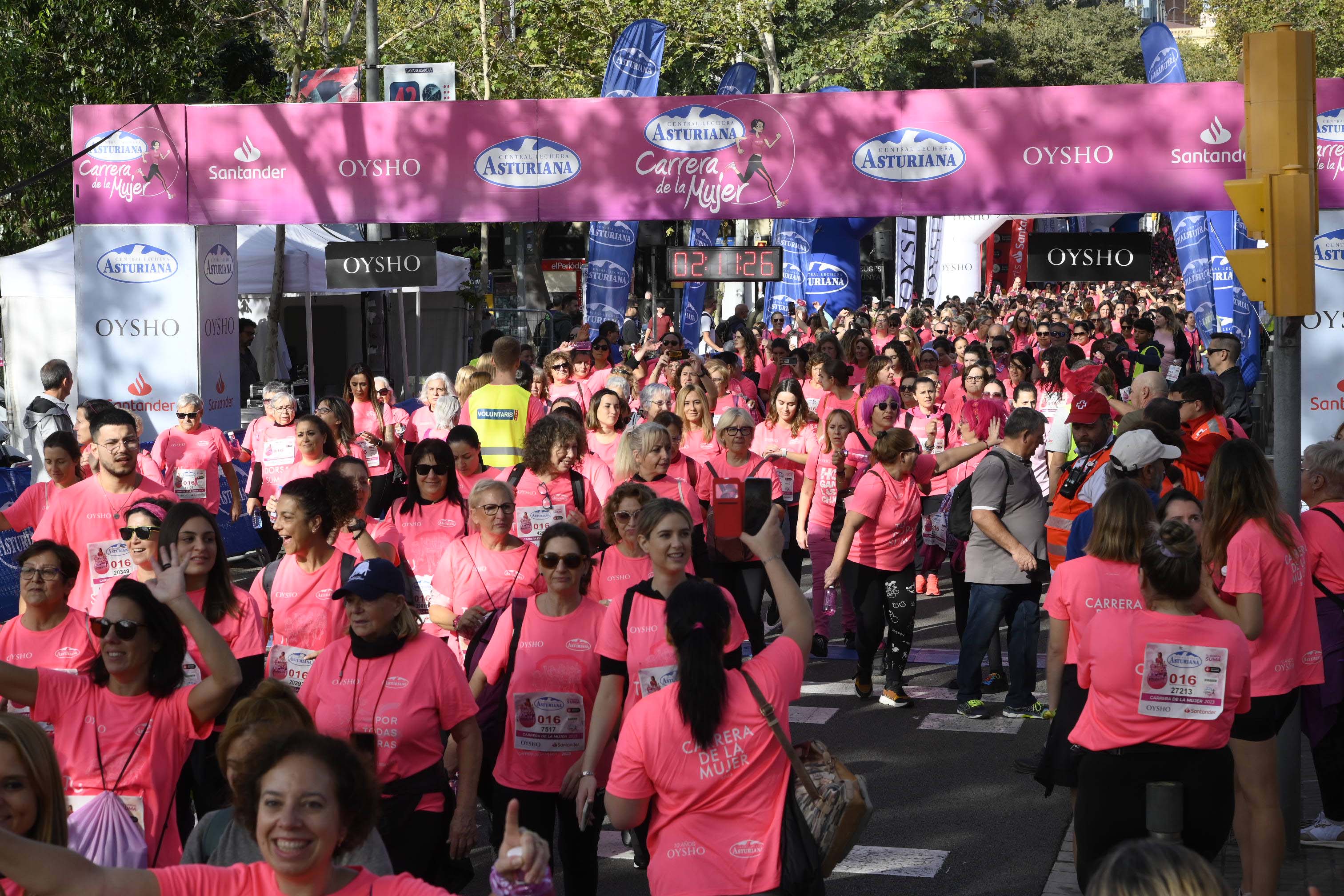 Las mejores fotos de la Carrera de la Mujer de Barcelona 2023. 6896