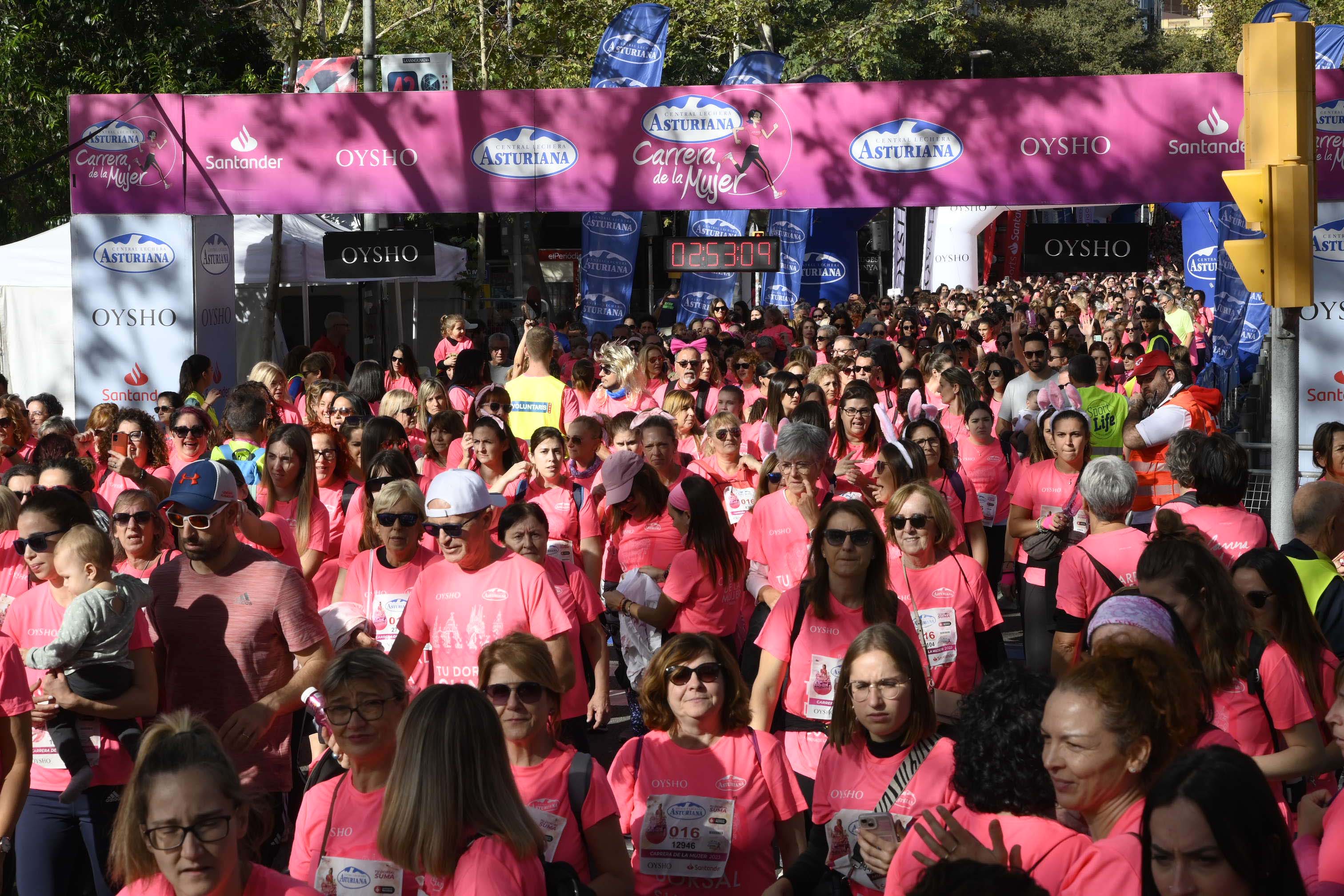 Las mejores fotos de la Carrera de la Mujer de Barcelona 2023. 8096