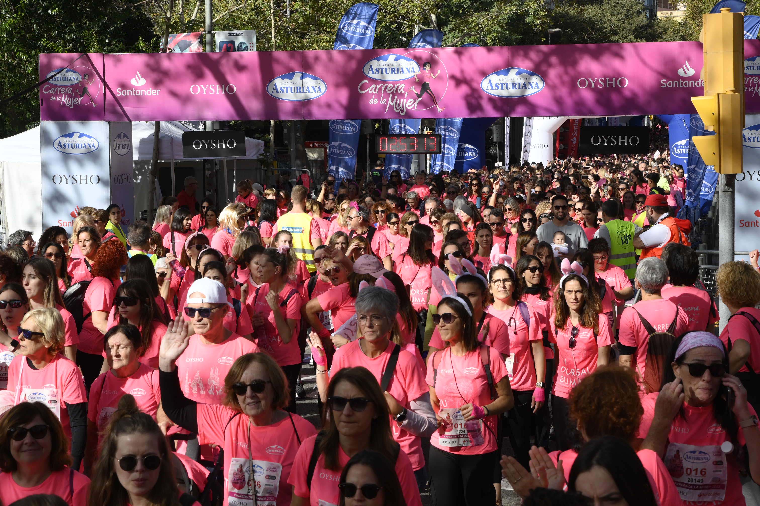 Las mejores fotos de la Carrera de la Mujer de Barcelona 2023. 8098
