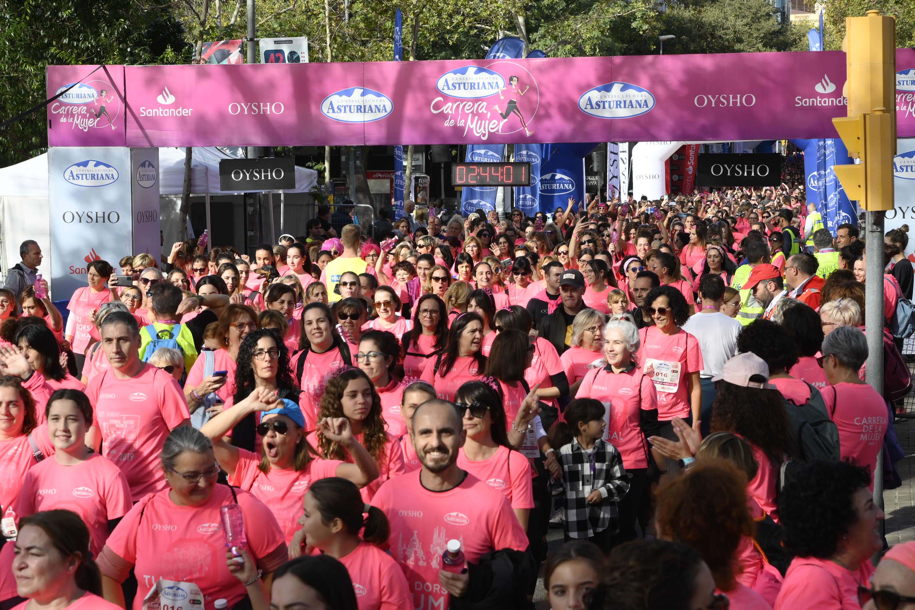 Las mejores fotos de la Carrera de la Mujer de Barcelona 2023. 7822