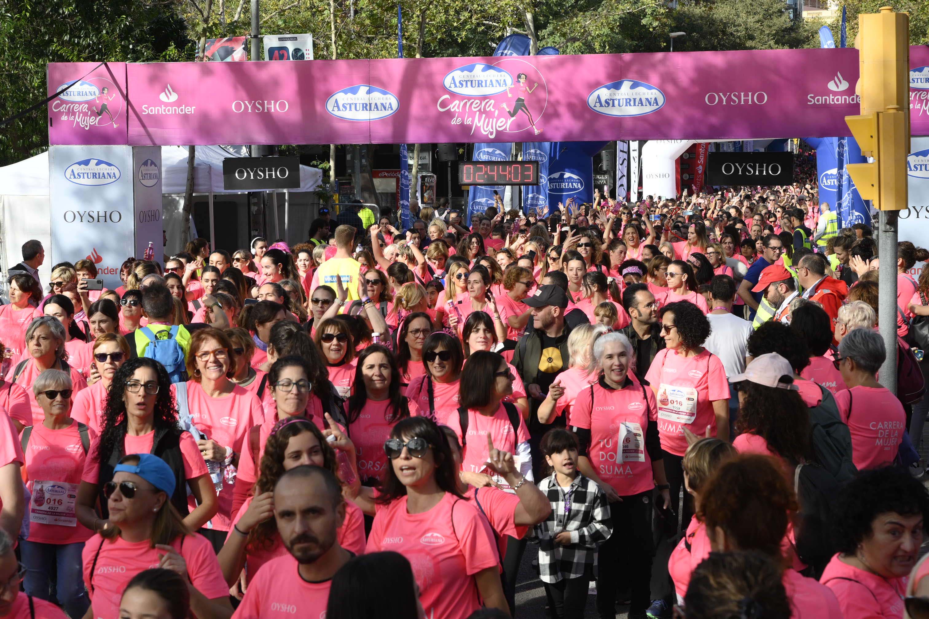 Las mejores fotos de la Carrera de la Mujer de Barcelona 2023. 7823