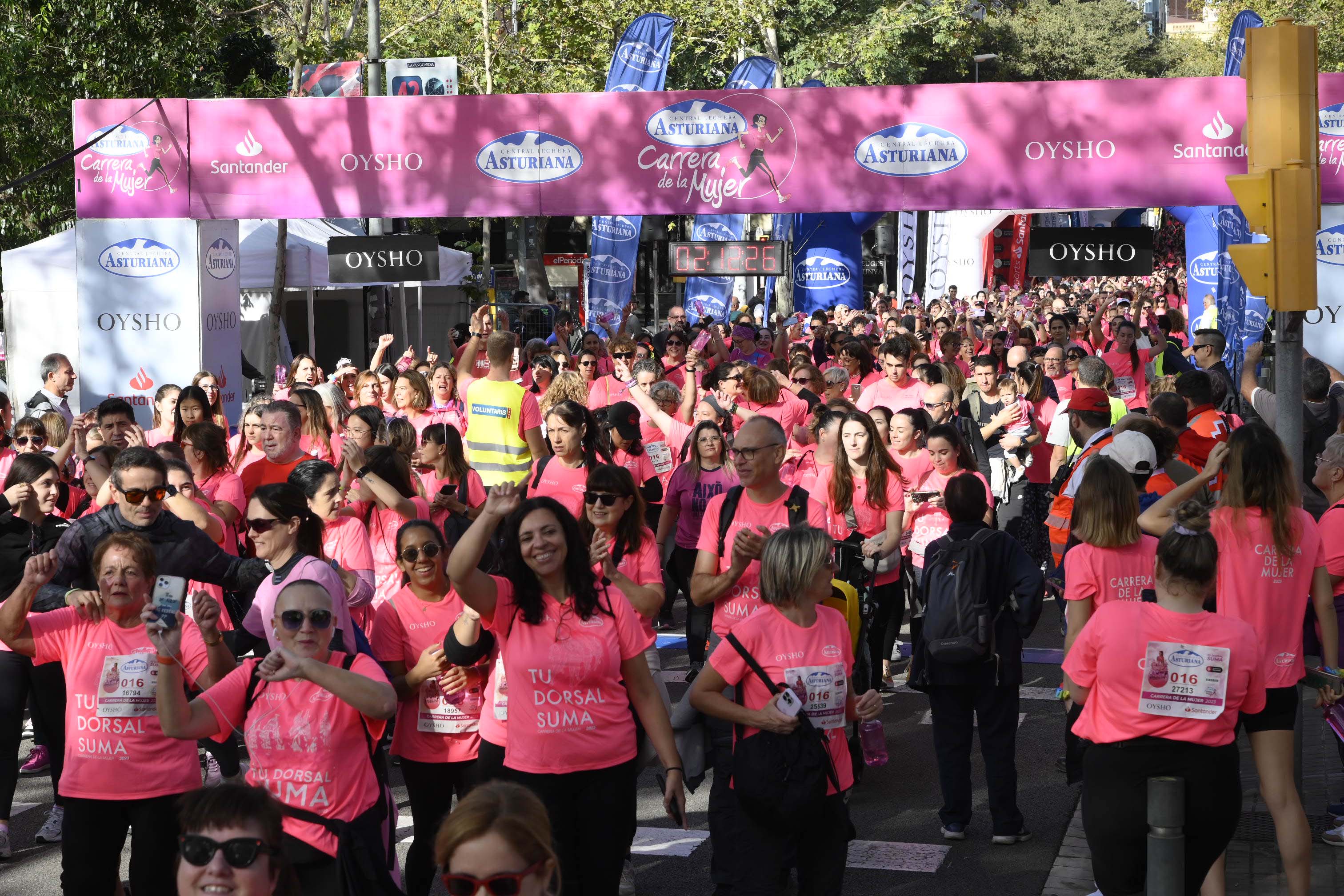 Las mejores fotos de la Carrera de la Mujer de Barcelona 2023. 6926