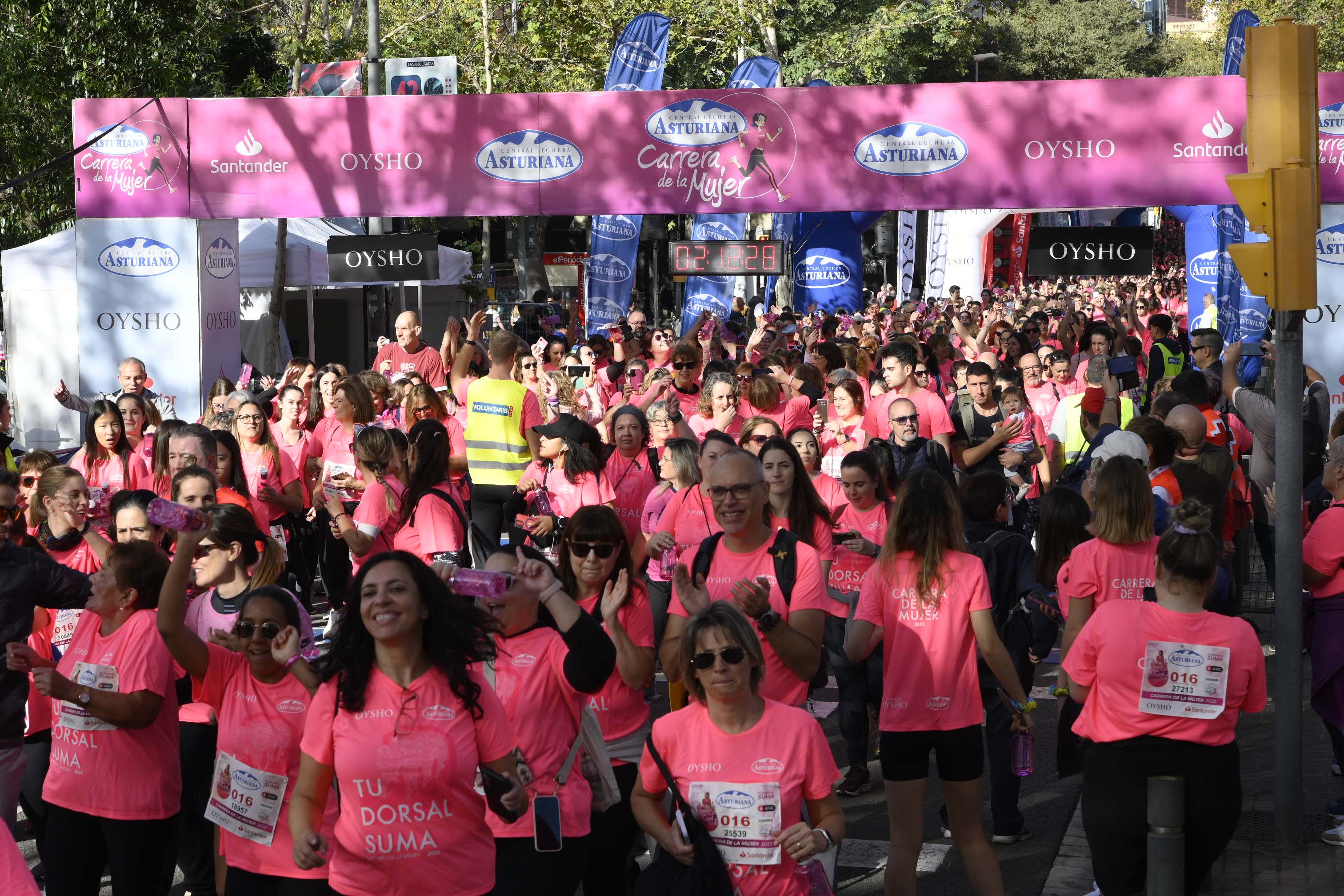 Las mejores fotos de la Carrera de la Mujer de Barcelona 2023. 6927