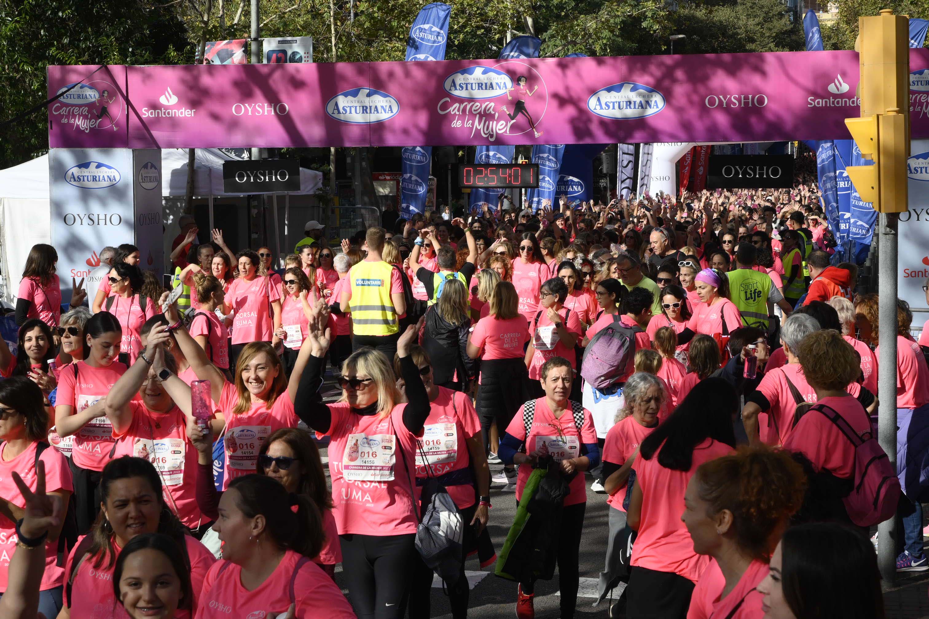 Las mejores fotos de la Carrera de la Mujer de Barcelona 2023. 8122