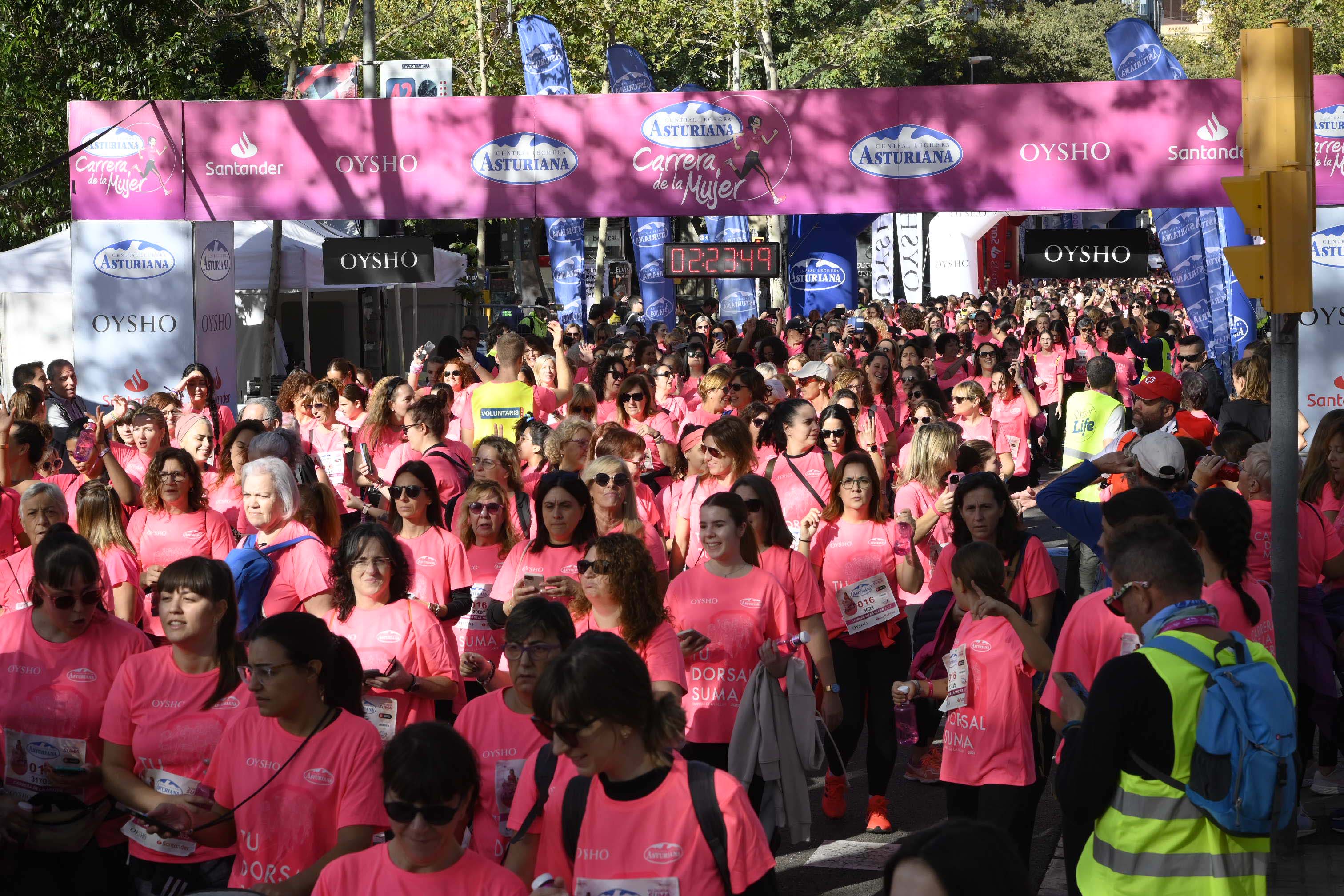 Las mejores fotos de la Carrera de la Mujer de Barcelona 2023. 7250