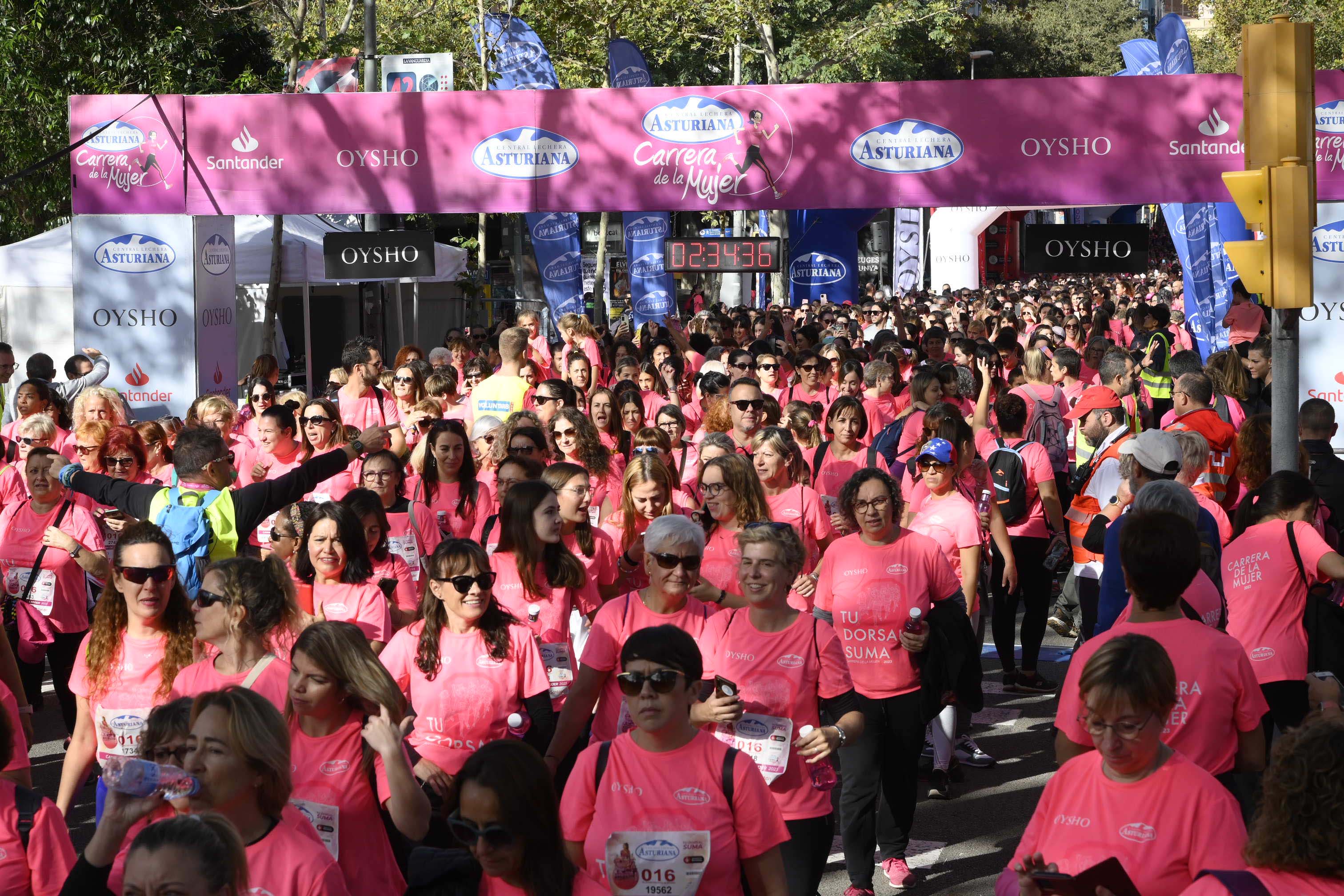 Las mejores fotos de la Carrera de la Mujer de Barcelona 2023. 7561