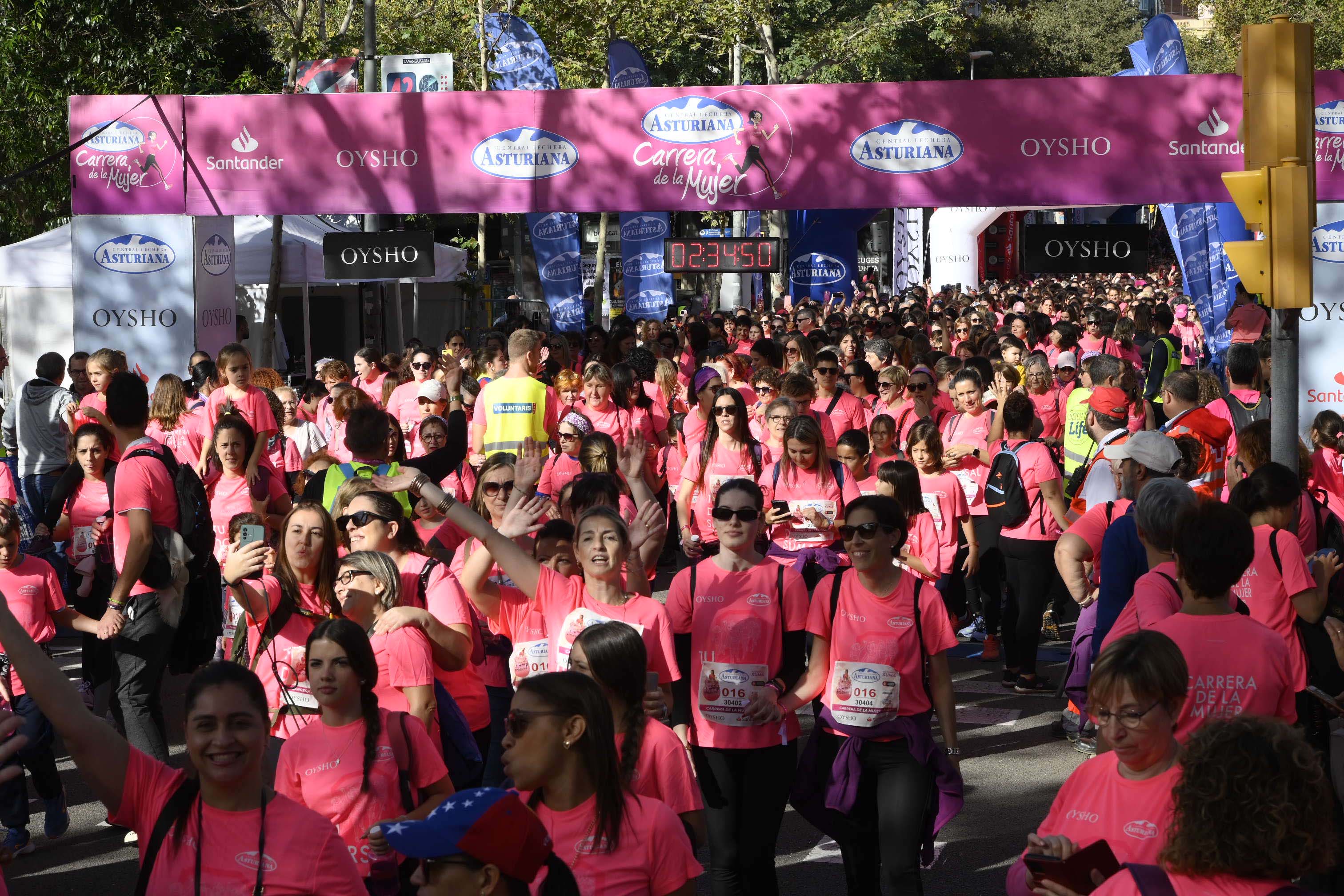 Las mejores fotos de la Carrera de la Mujer de Barcelona 2023. 7568