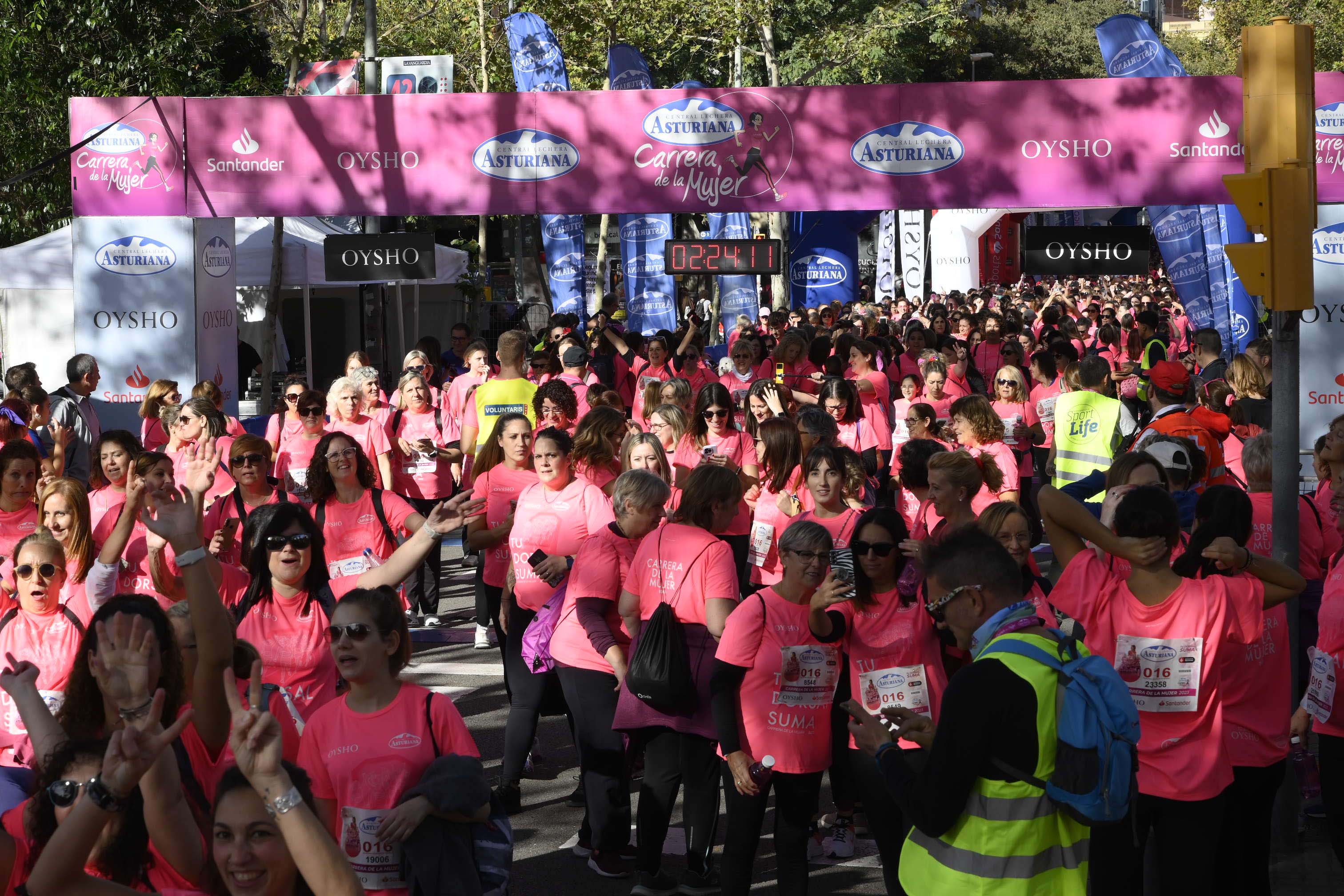 Las mejores fotos de la Carrera de la Mujer de Barcelona 2023. 7261