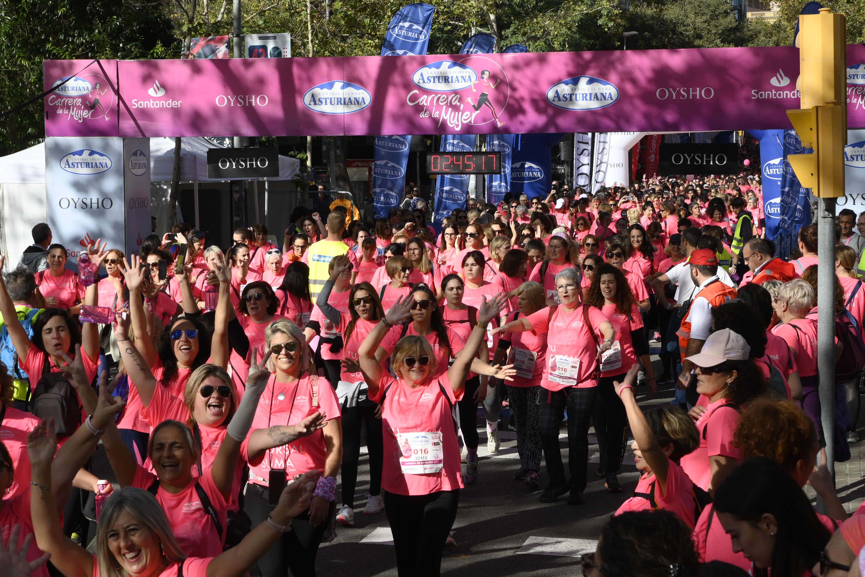 Las mejores fotos de la Carrera de la Mujer de Barcelona 2023. 7860