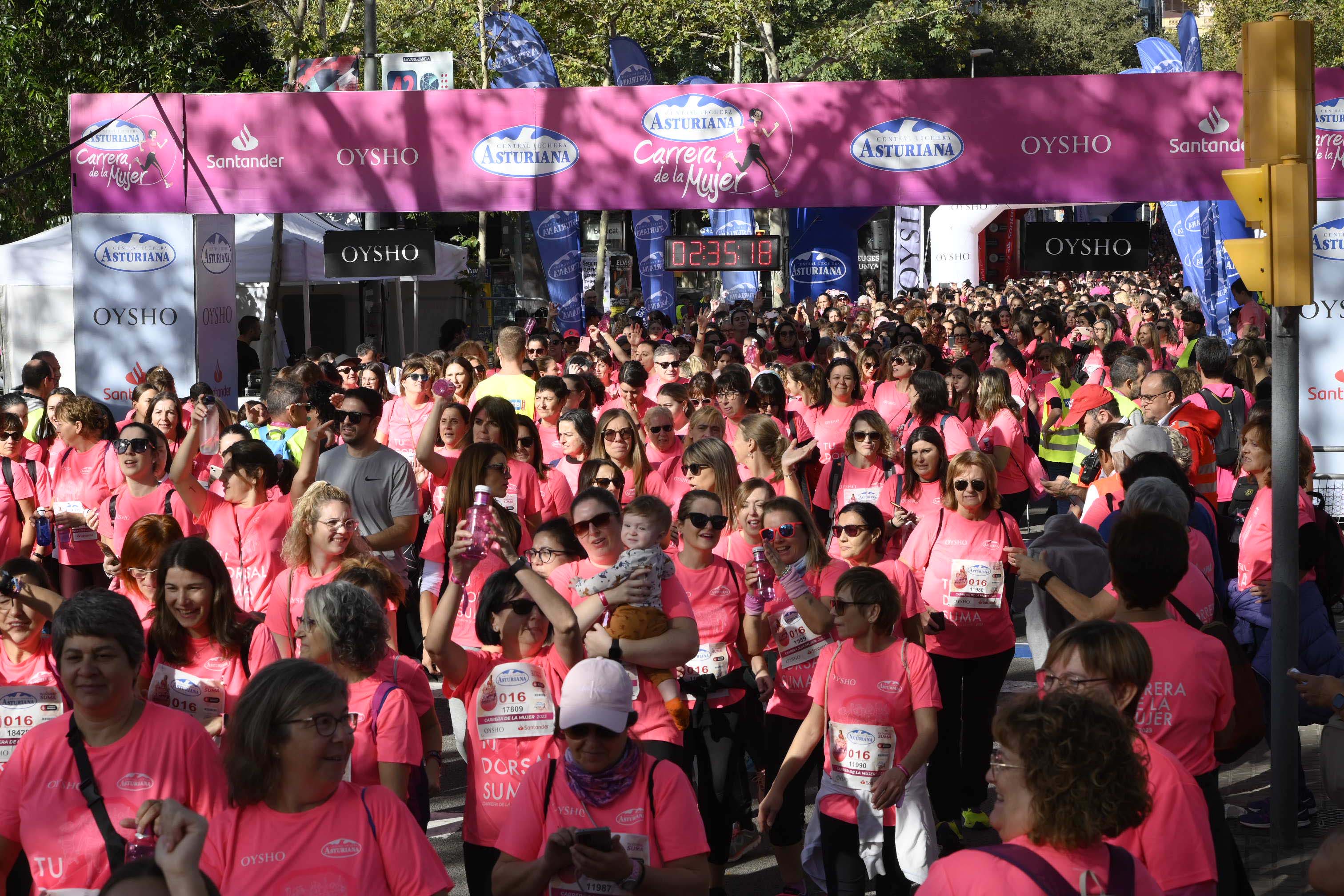 Las mejores fotos de la Carrera de la Mujer de Barcelona 2023. 7582
