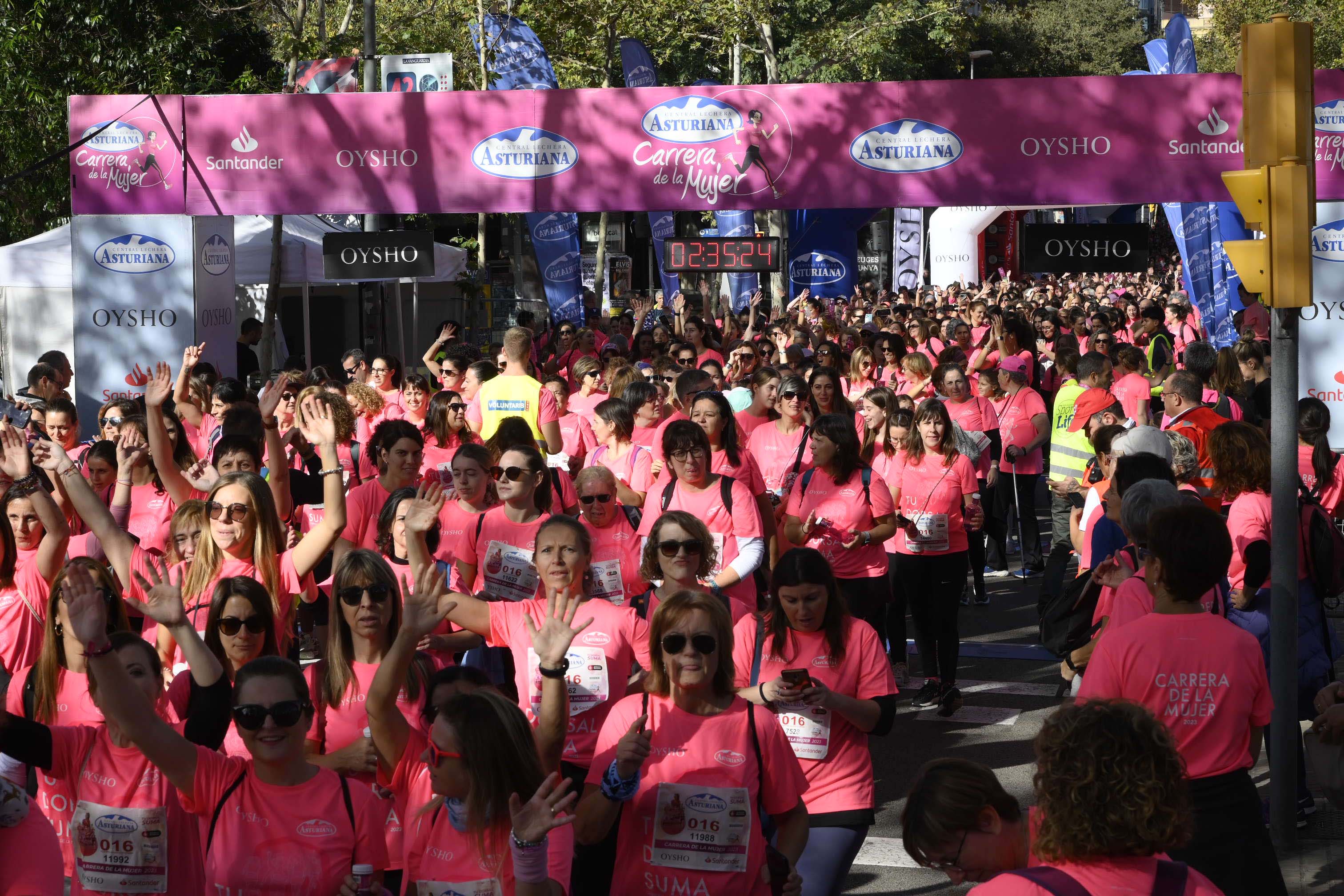 Las mejores fotos de la Carrera de la Mujer de Barcelona 2023. 7585