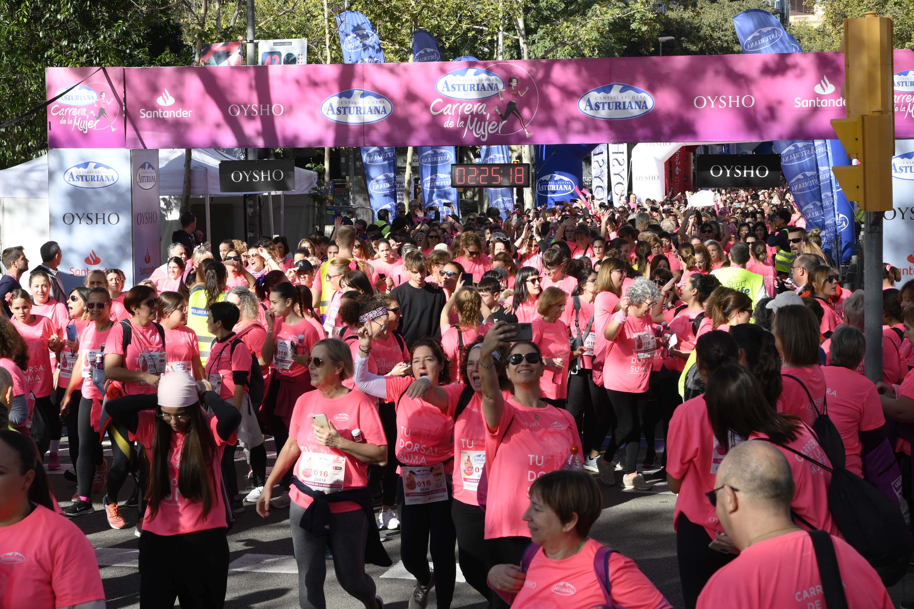 Las mejores fotos de la Carrera de la Mujer de Barcelona 2023. 7282