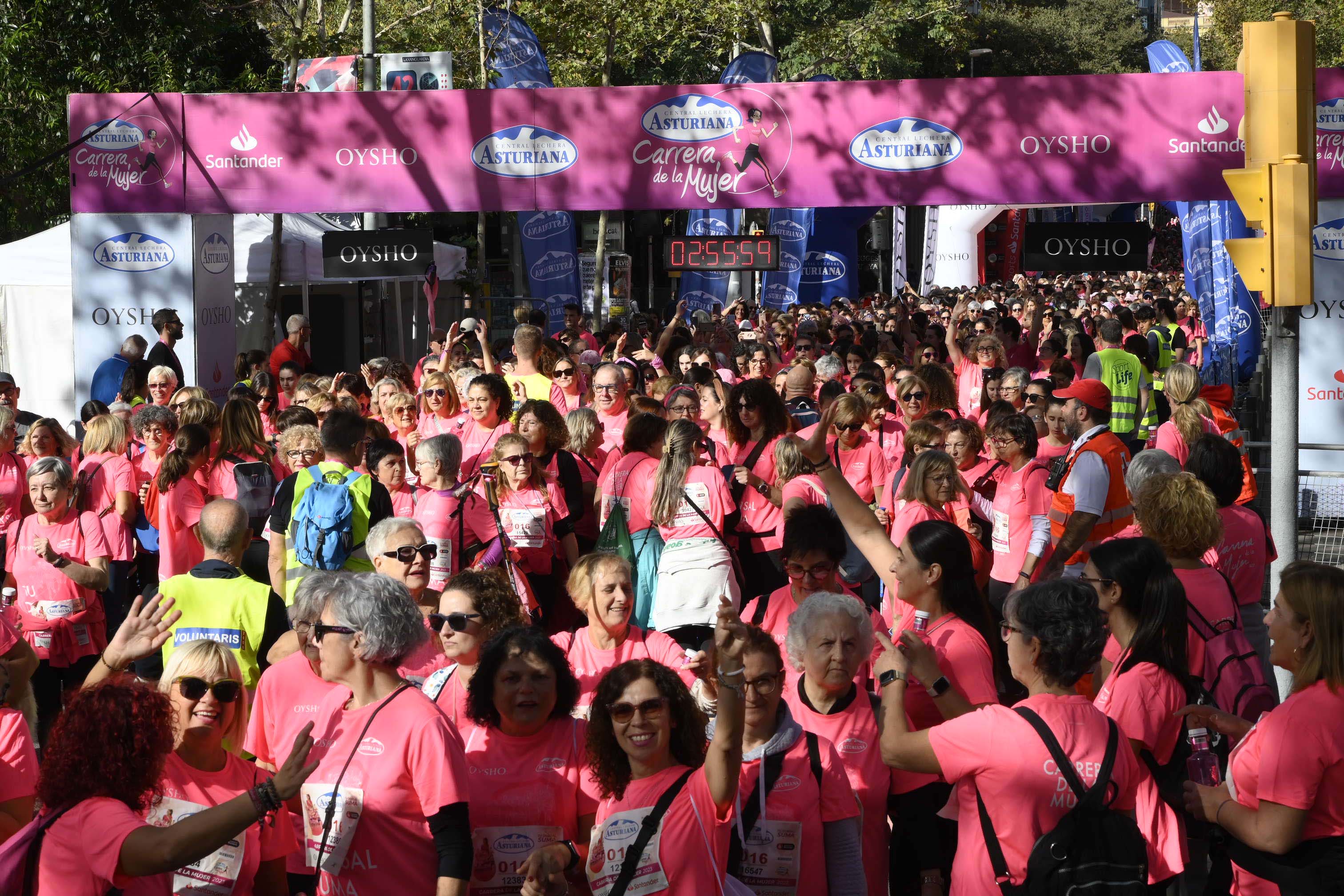 Las mejores fotos de la Carrera de la Mujer de Barcelona 2023. 8181