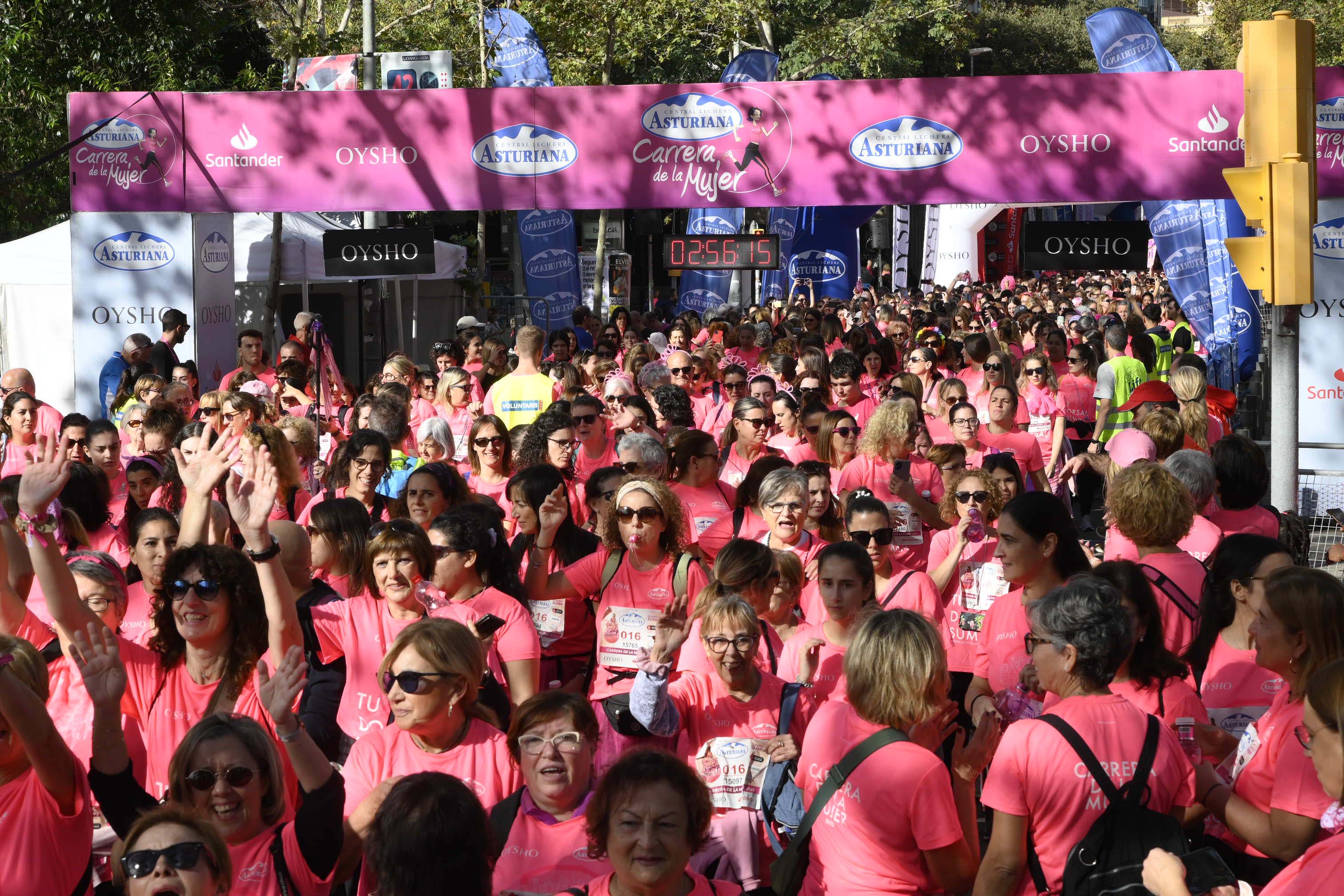Las mejores fotos de la Carrera de la Mujer de Barcelona 2023. 8189