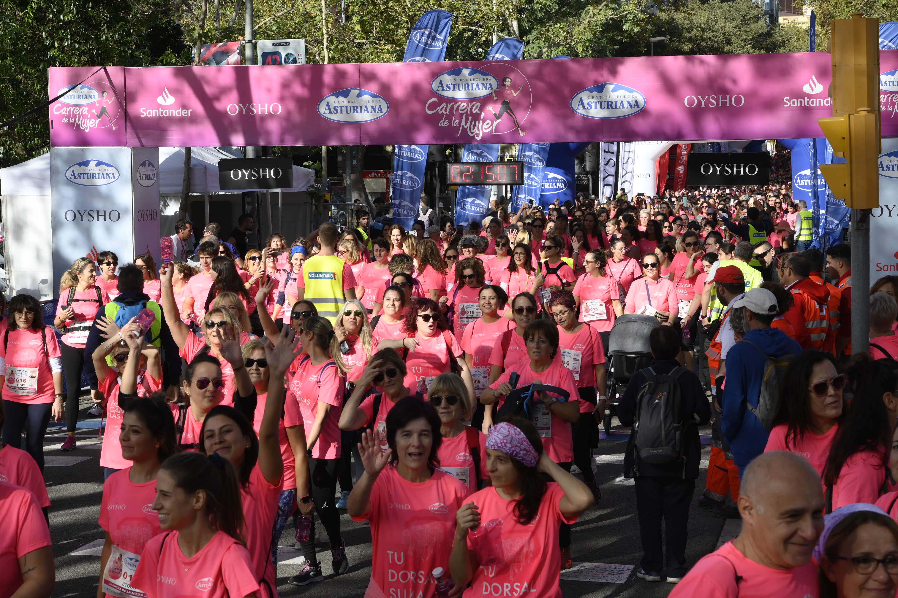 Las mejores fotos de la Carrera de la Mujer de Barcelona 2023. 6993