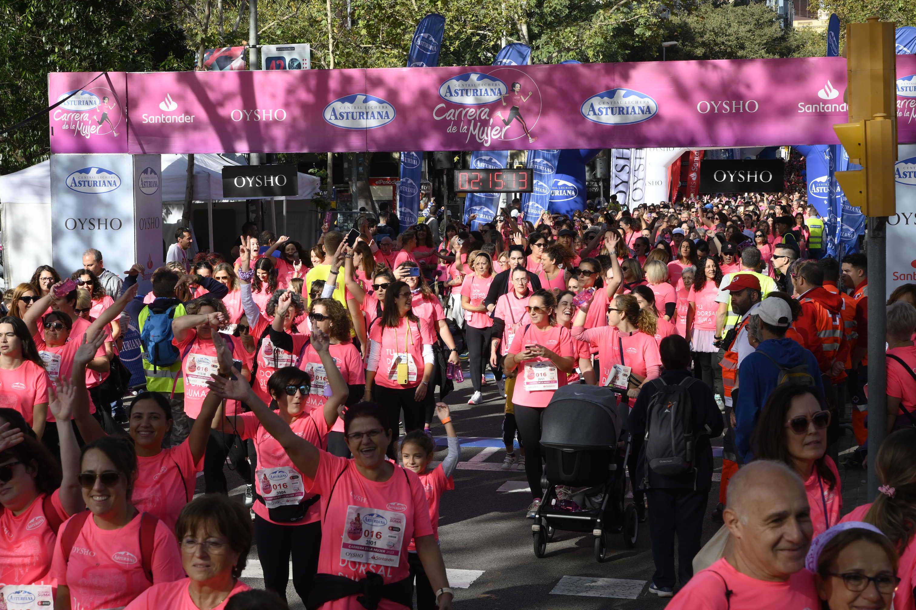 Las mejores fotos de la Carrera de la Mujer de Barcelona 2023. 6996
