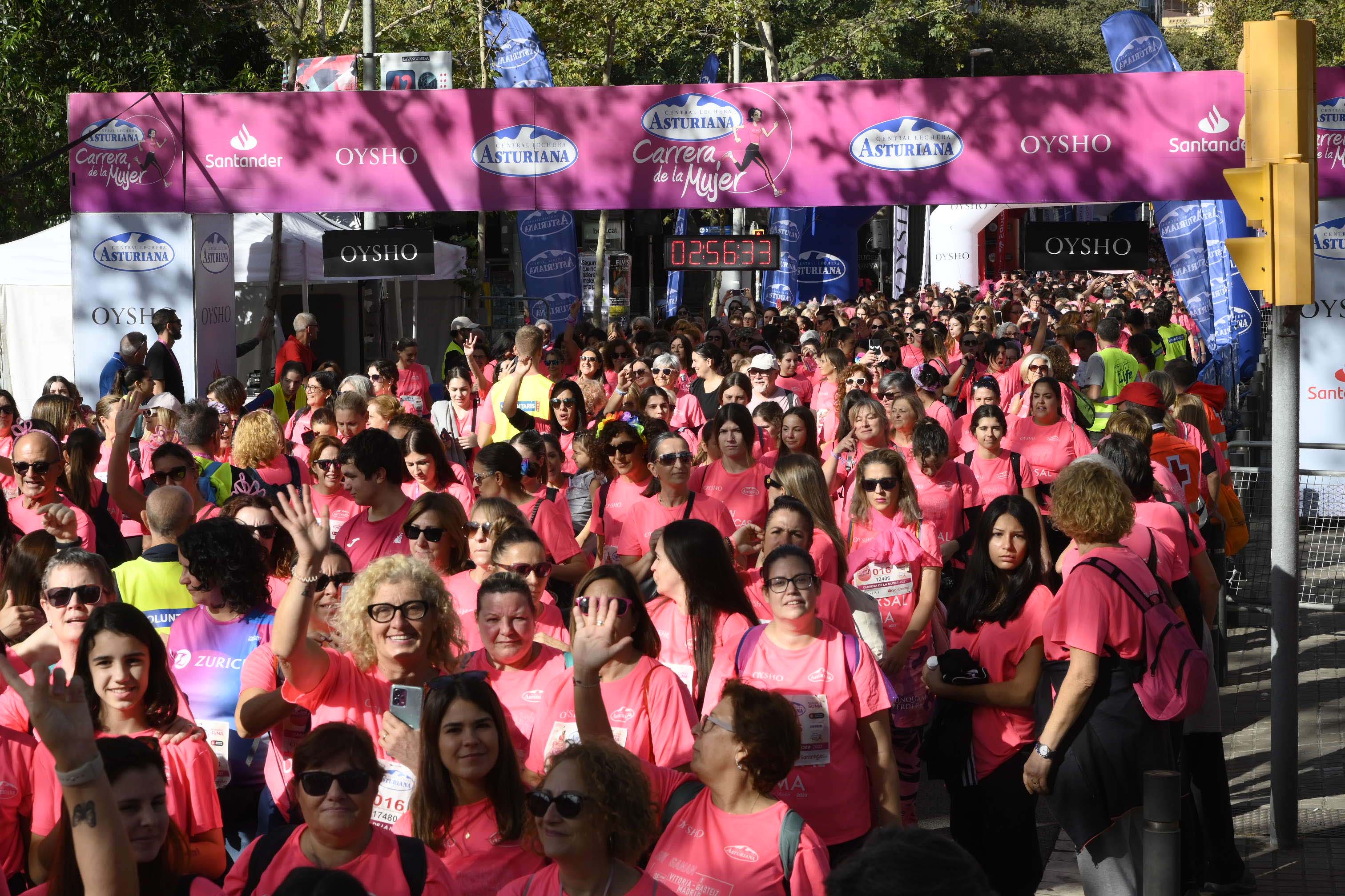 Las mejores fotos de la Carrera de la Mujer de Barcelona 2023. 8198