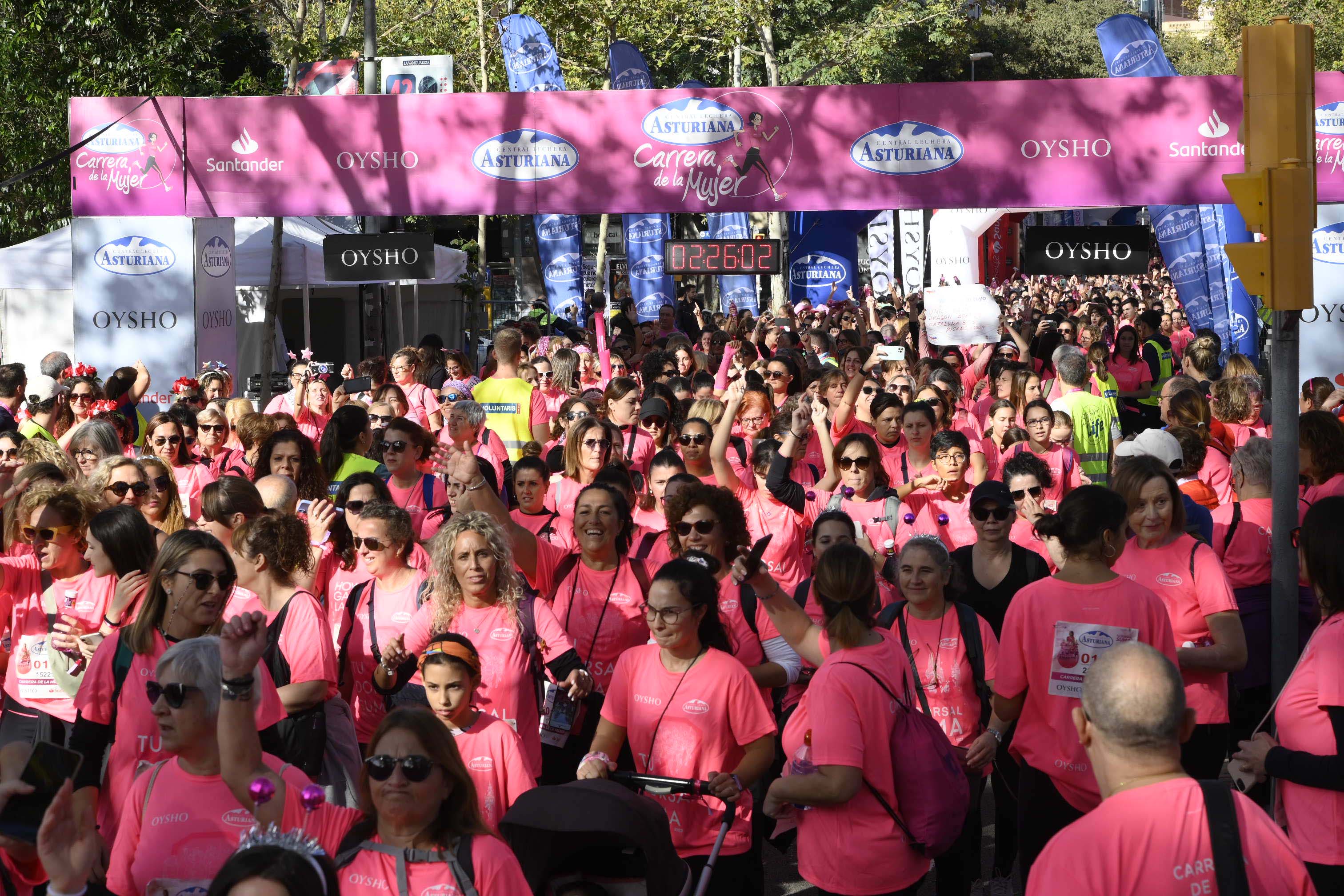 Las mejores fotos de la Carrera de la Mujer de Barcelona 2023. 7304