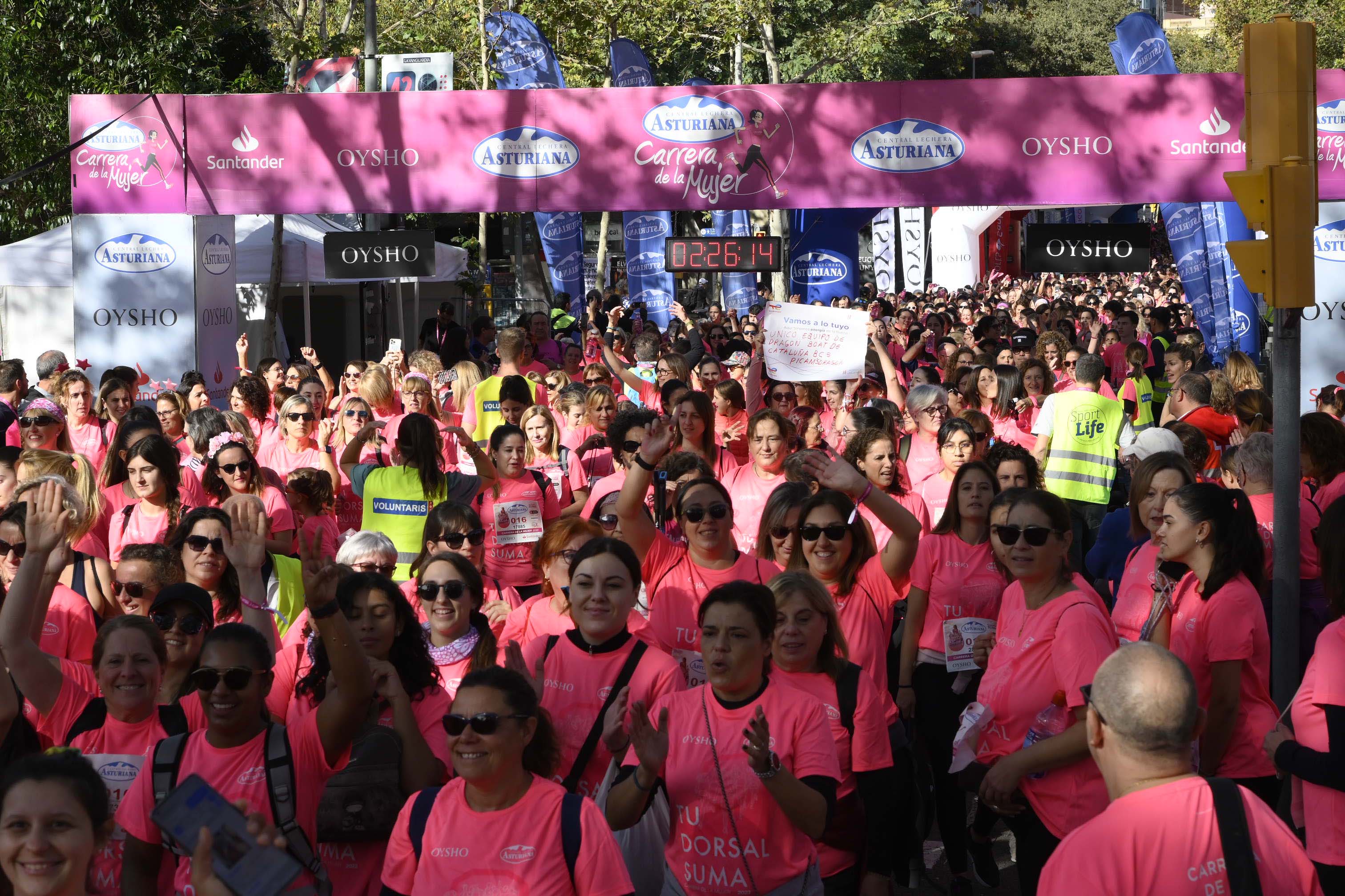 Las mejores fotos de la Carrera de la Mujer de Barcelona 2023. 7310