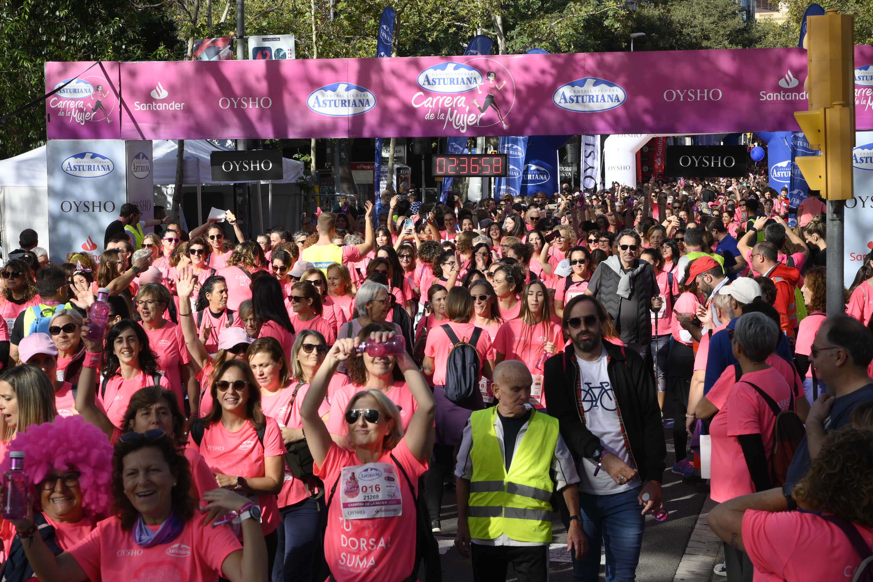 Las mejores fotos de la Carrera de la Mujer de Barcelona 2023. 7628