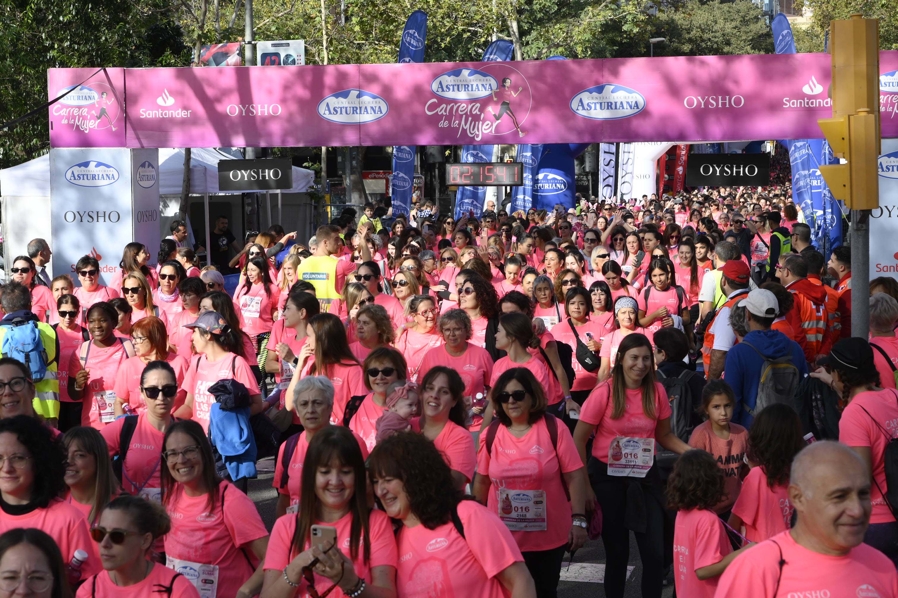 Las mejores fotos de la Carrera de la Mujer de Barcelona 2023. 7010