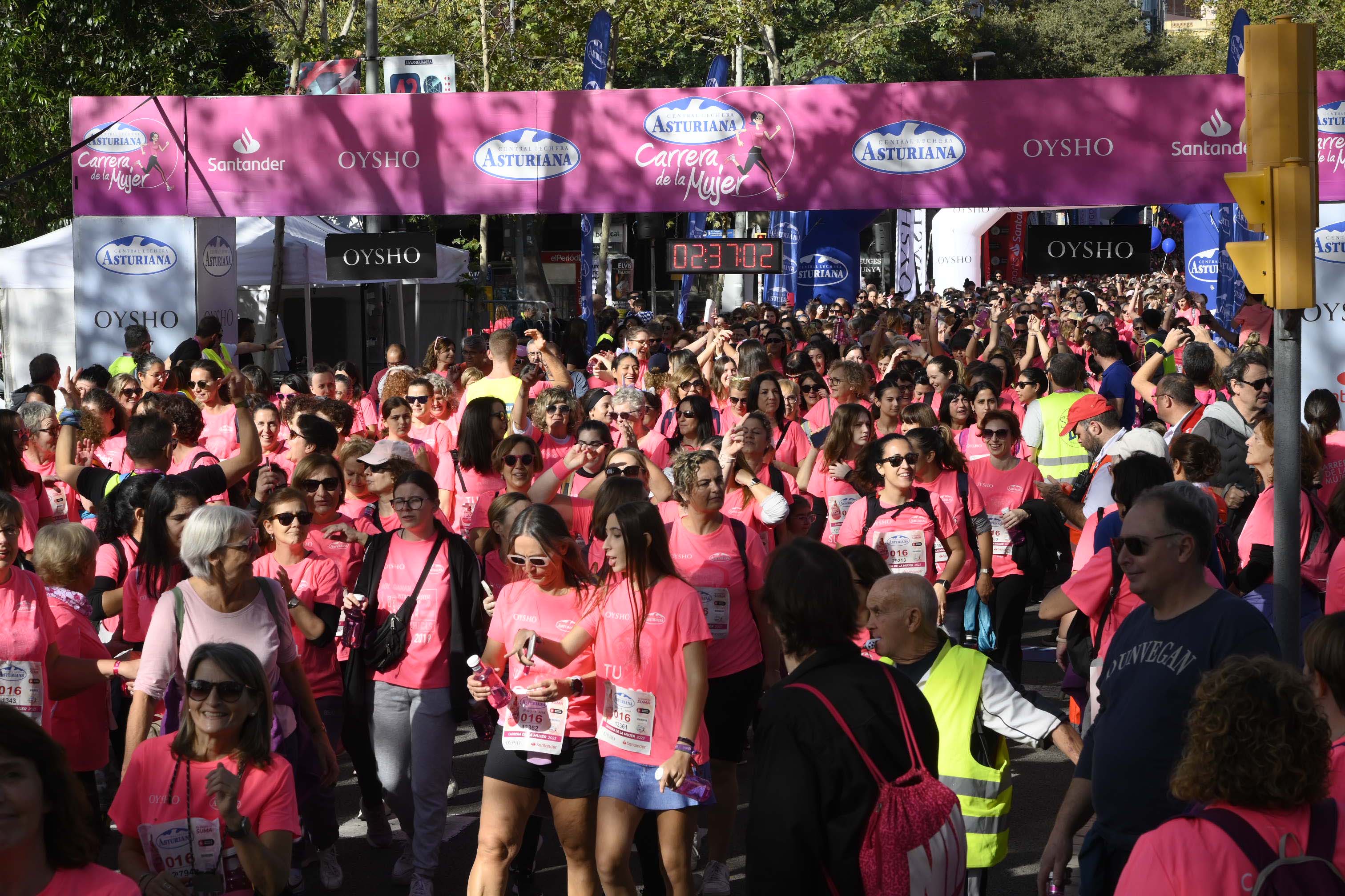 Las mejores fotos de la Carrera de la Mujer de Barcelona 2023. 7630