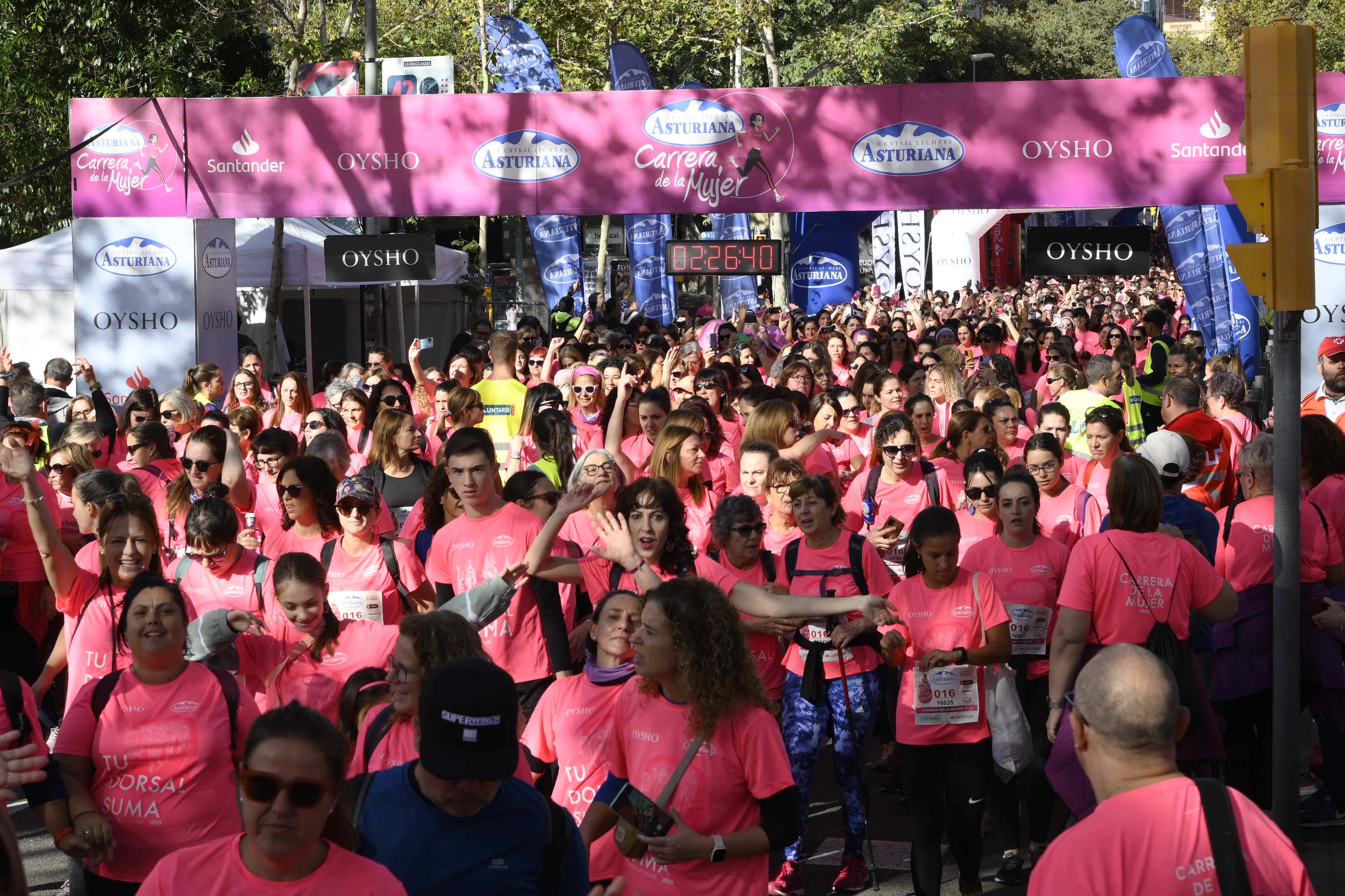 Las mejores fotos de la Carrera de la Mujer de Barcelona 2023. 7323