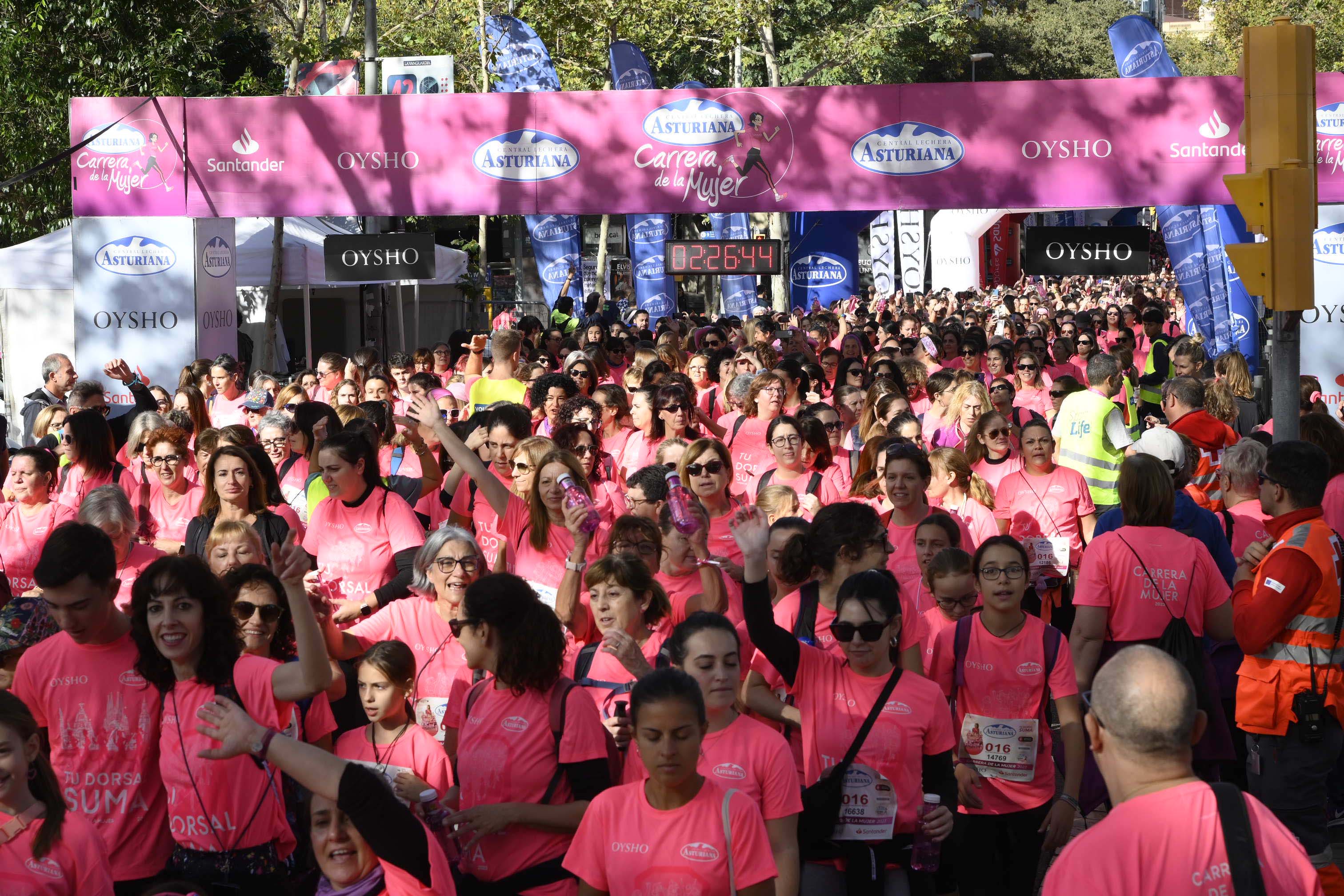 Las mejores fotos de la Carrera de la Mujer de Barcelona 2023. 7325