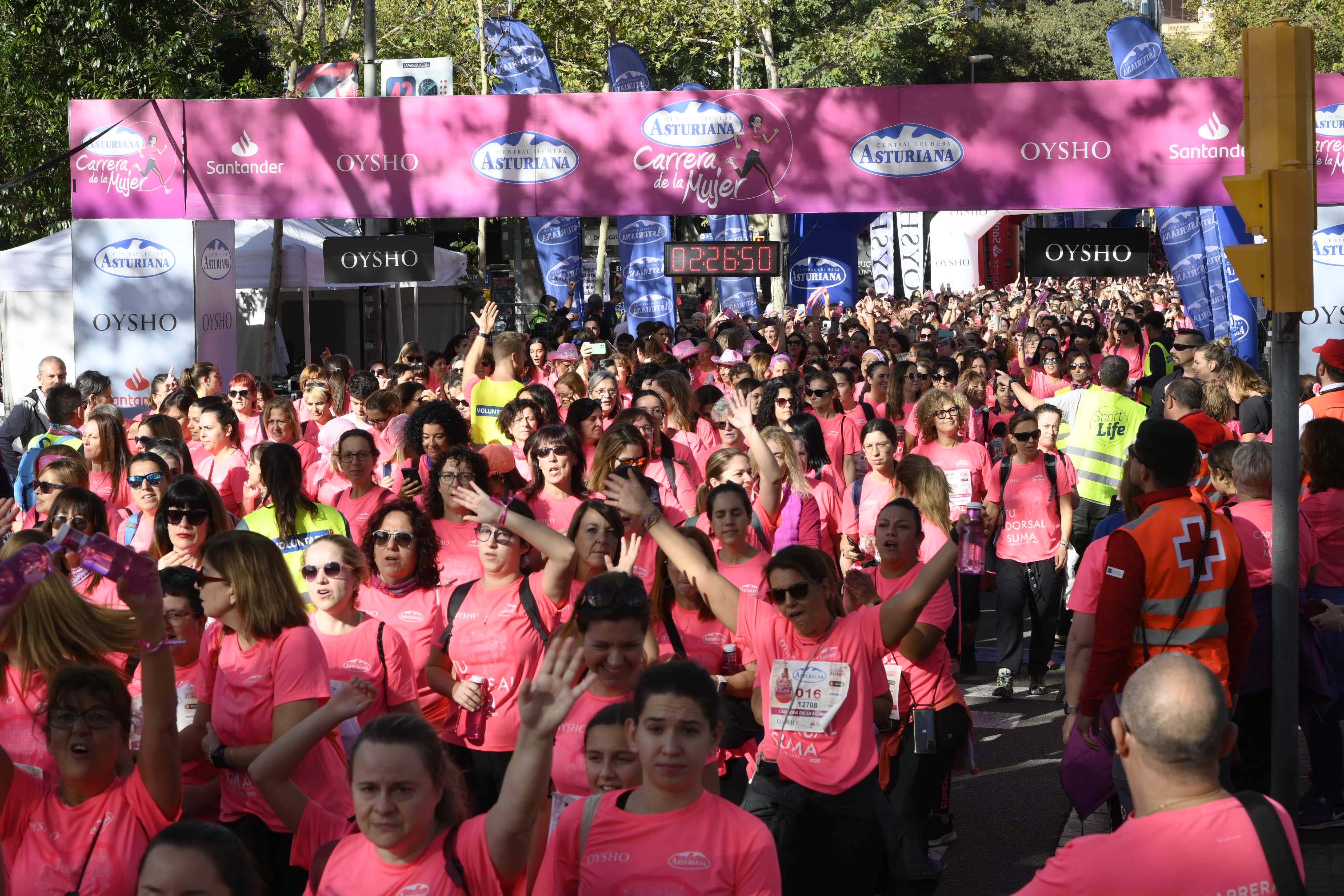 Las mejores fotos de la Carrera de la Mujer de Barcelona 2023. 7328
