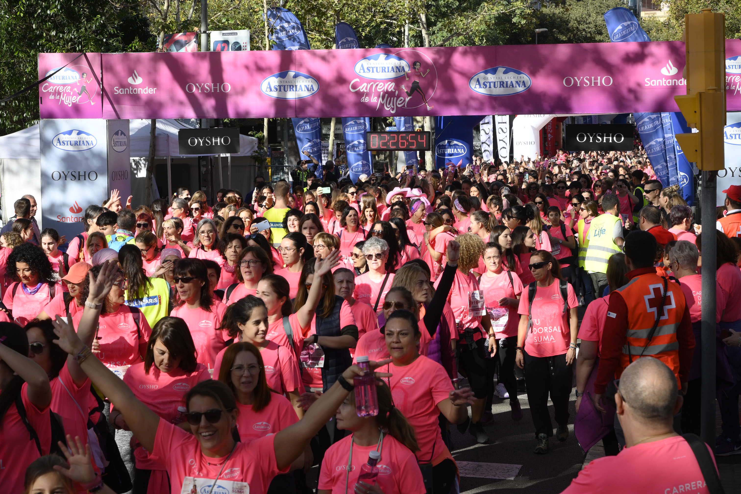 Las mejores fotos de la Carrera de la Mujer de Barcelona 2023. 7330