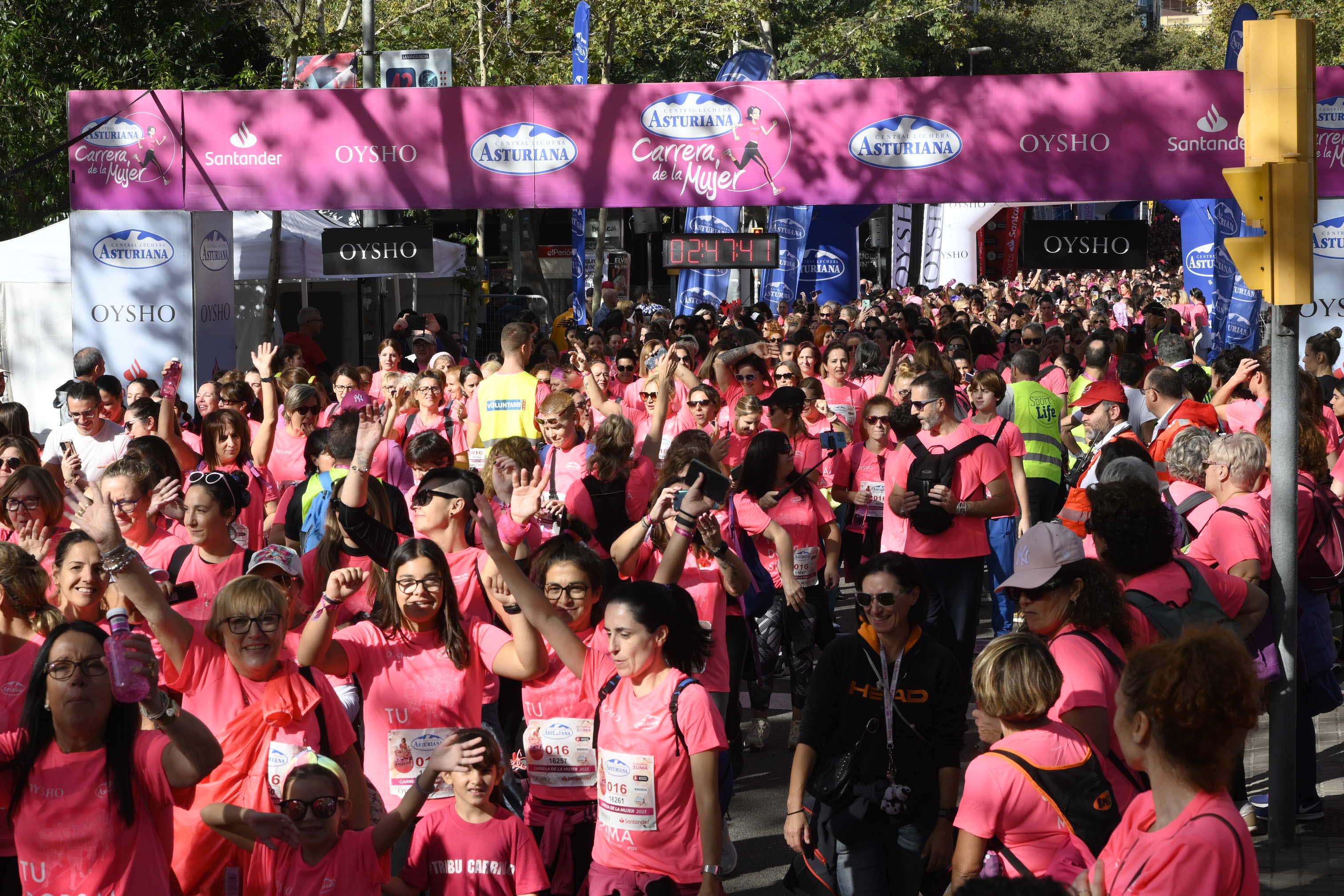 Las mejores fotos de la Carrera de la Mujer de Barcelona 2023. 7932