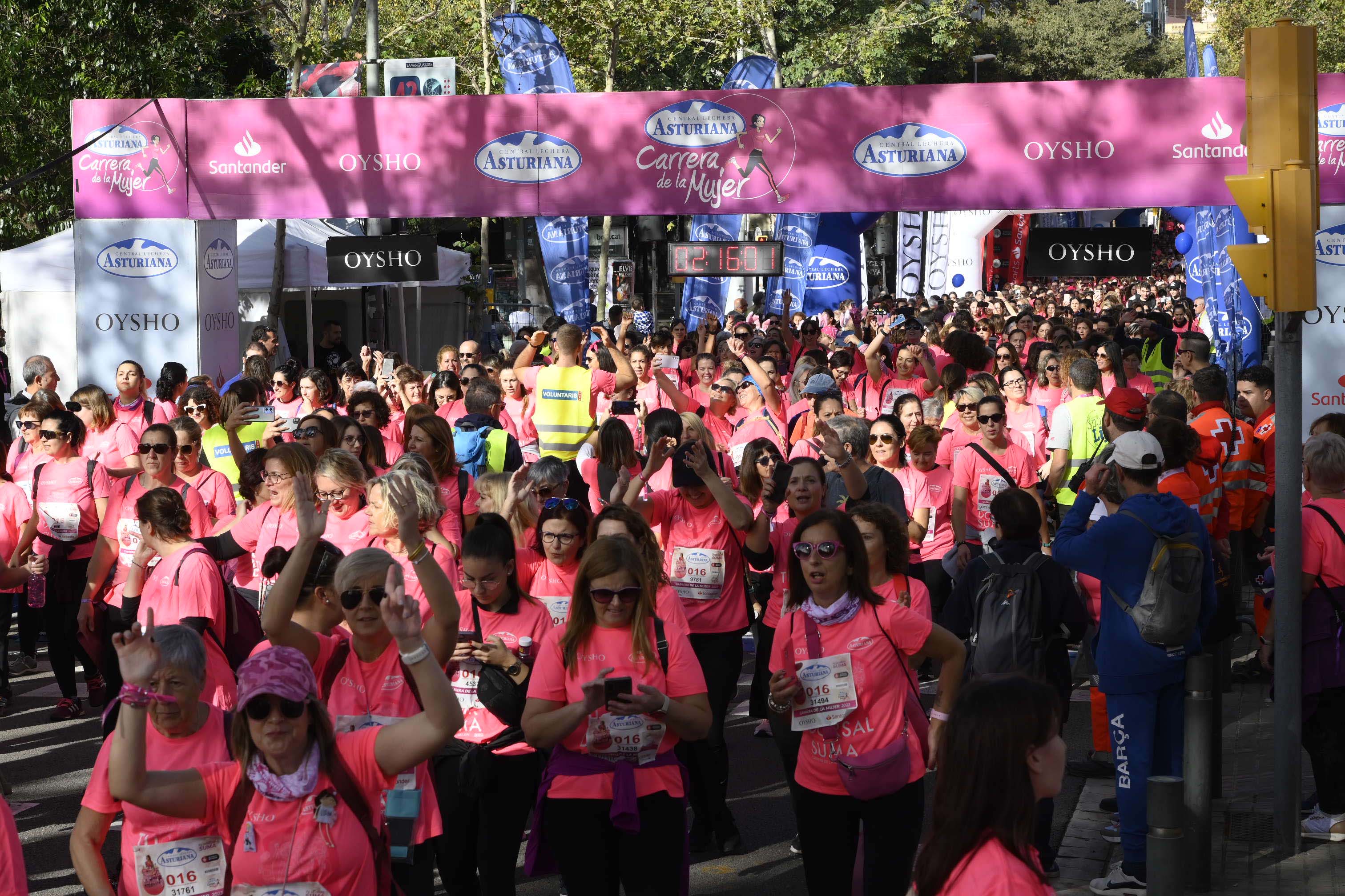 Las mejores fotos de la Carrera de la Mujer de Barcelona 2023. 7020