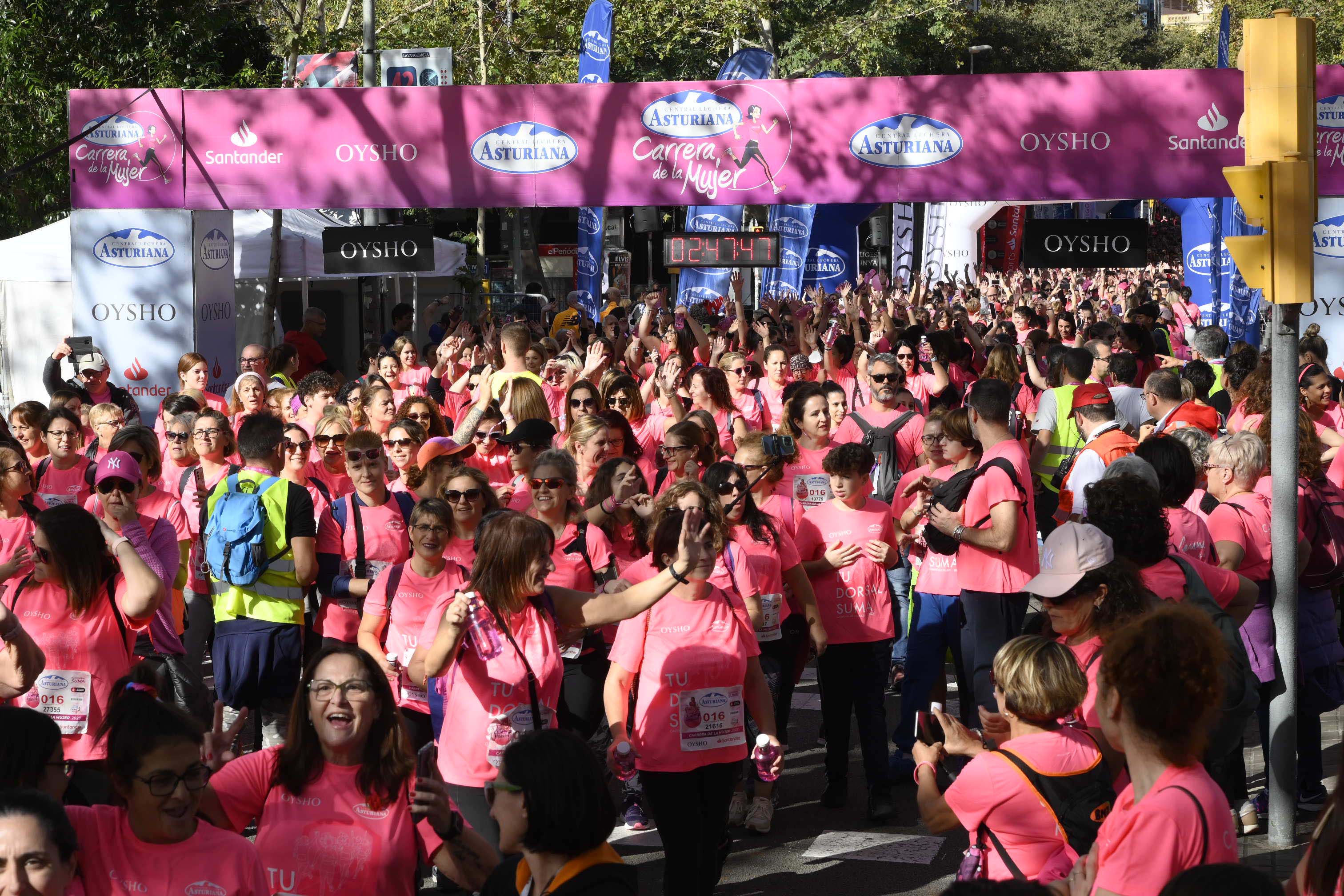 Las mejores fotos de la Carrera de la Mujer de Barcelona 2023. 7935