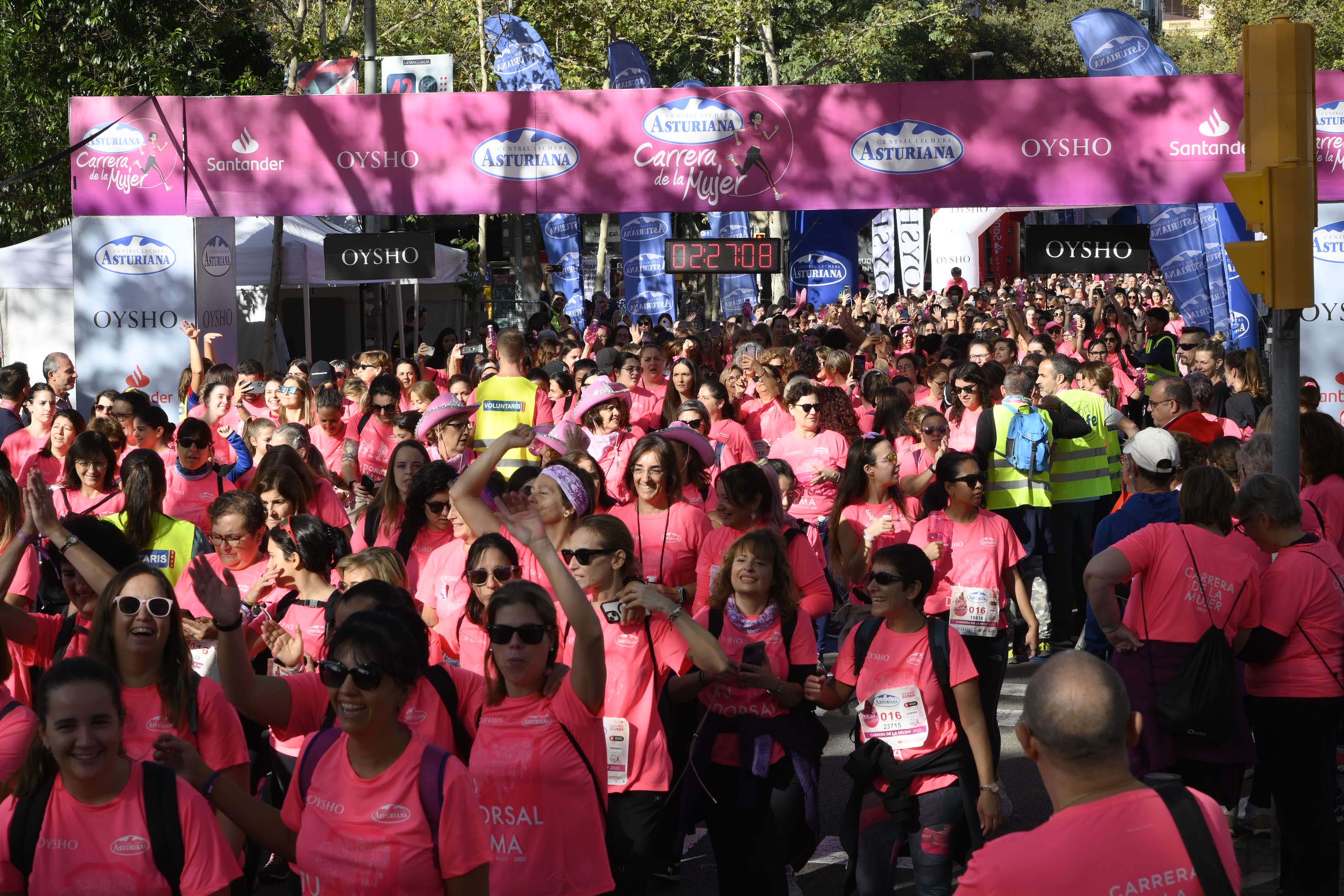 Las mejores fotos de la Carrera de la Mujer de Barcelona 2023. 7337