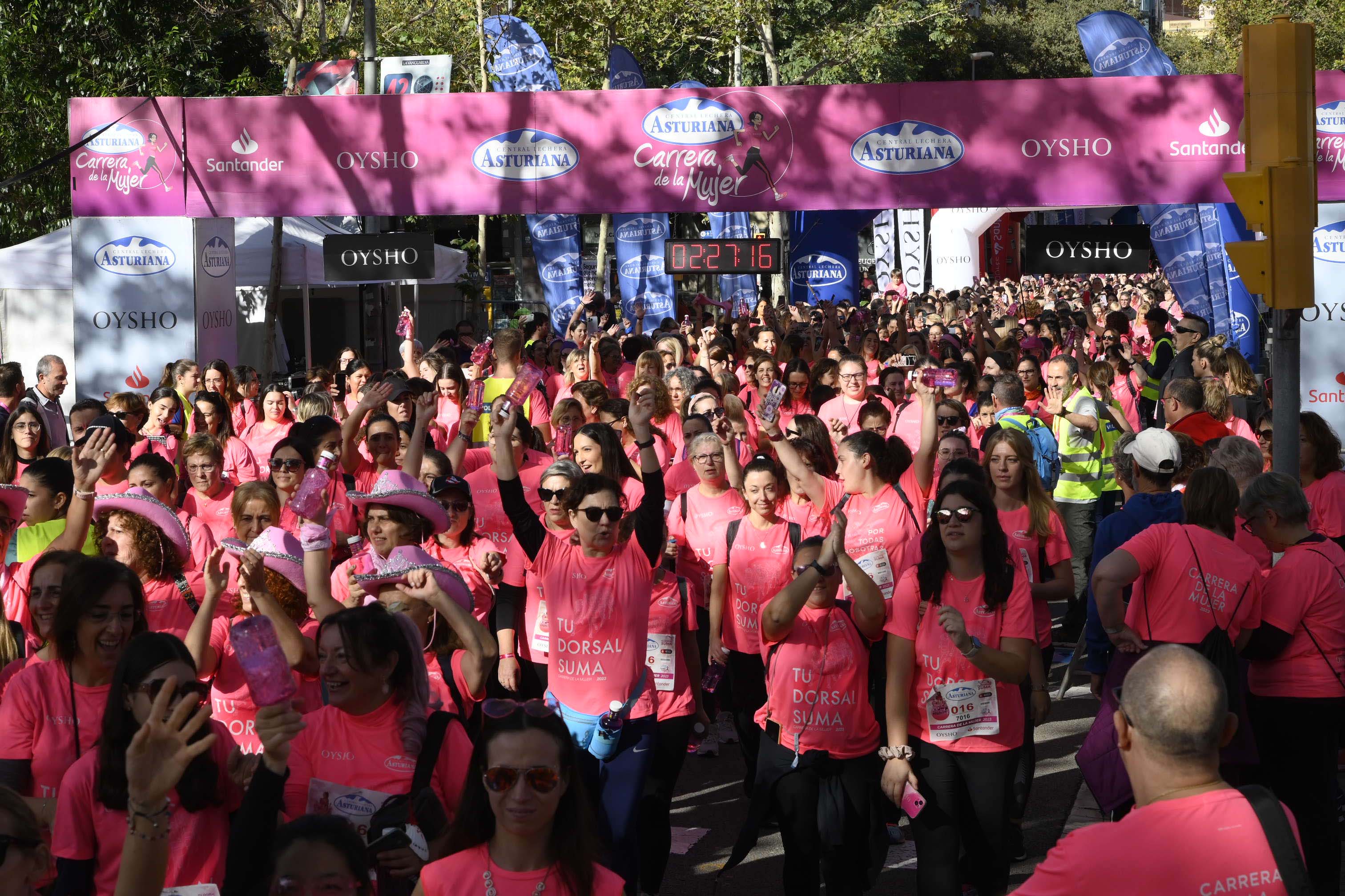 Las mejores fotos de la Carrera de la Mujer de Barcelona 2023. 7341