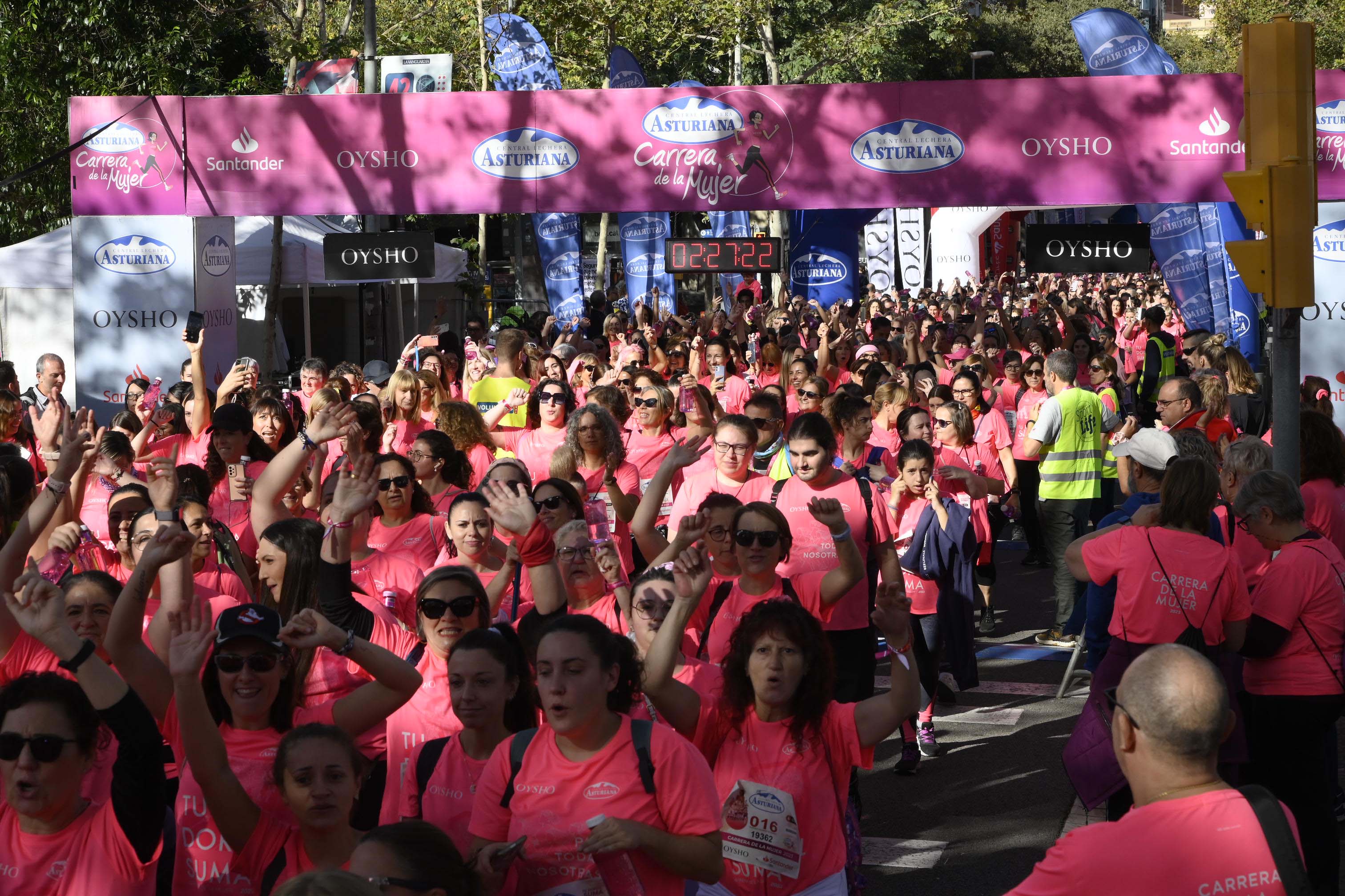 Las mejores fotos de la Carrera de la Mujer de Barcelona 2023. 7344