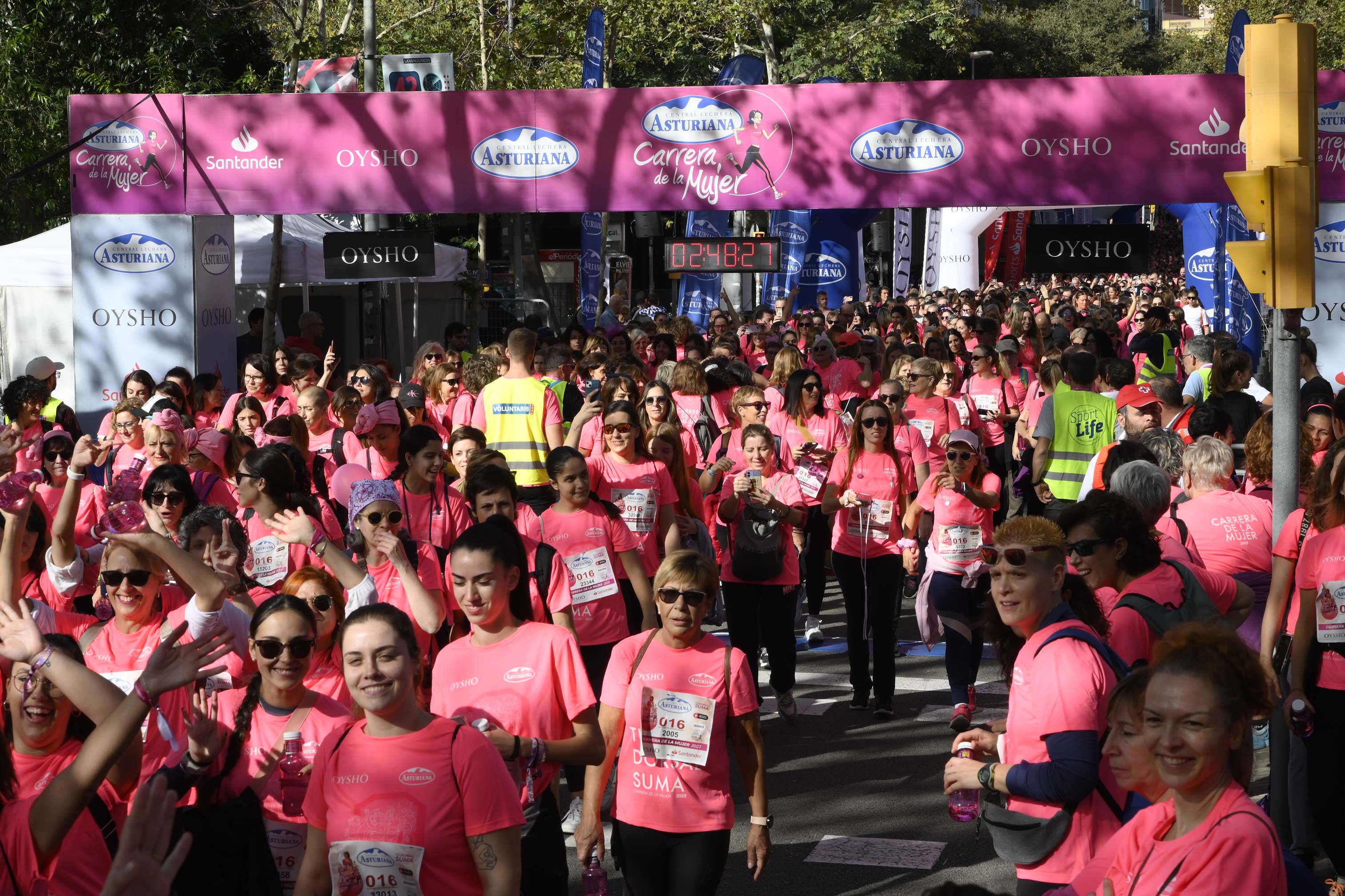 Las mejores fotos de la Carrera de la Mujer de Barcelona 2023. 7955