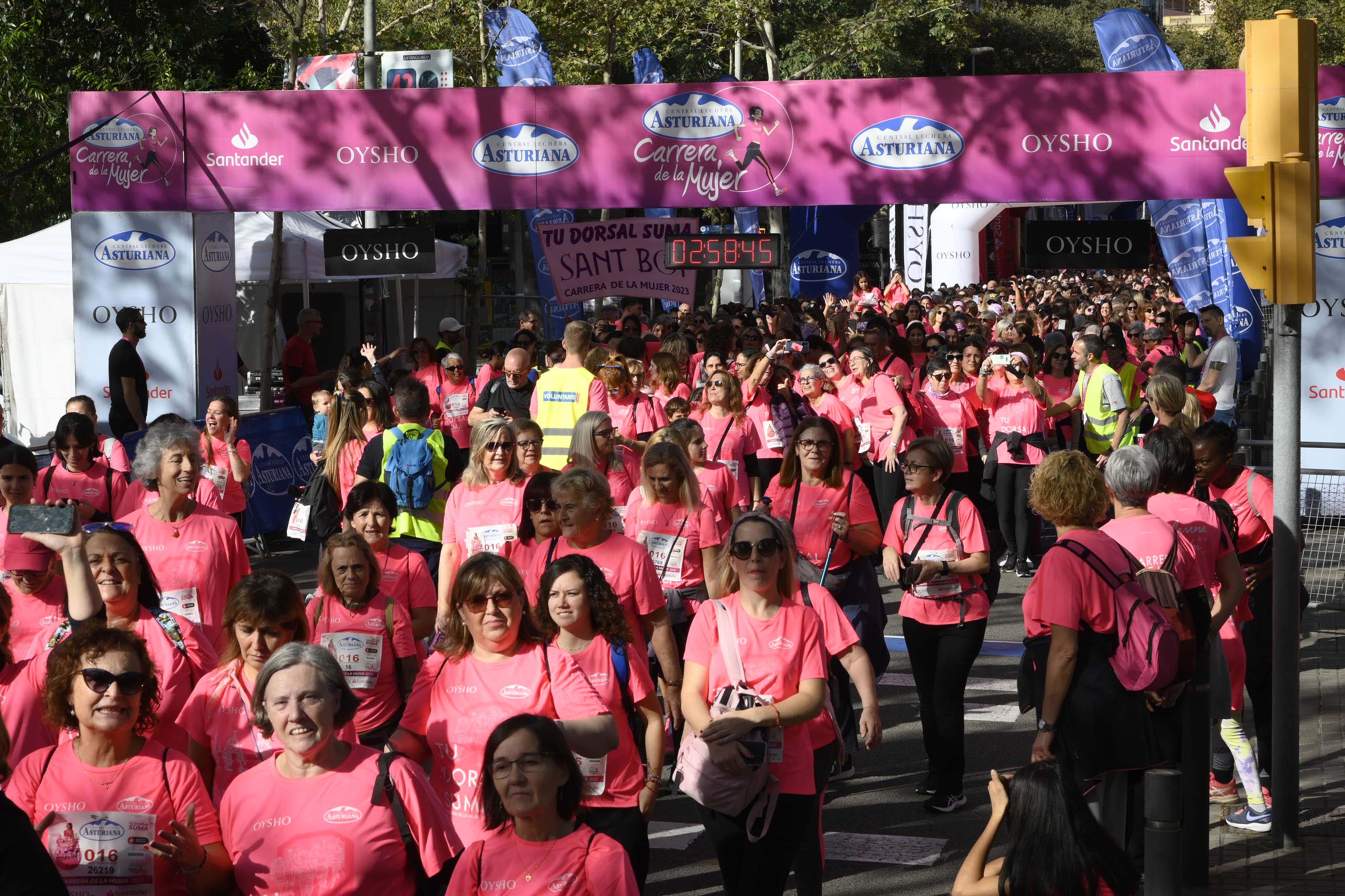 Las mejores fotos de la Carrera de la Mujer de Barcelona 2023. 8264