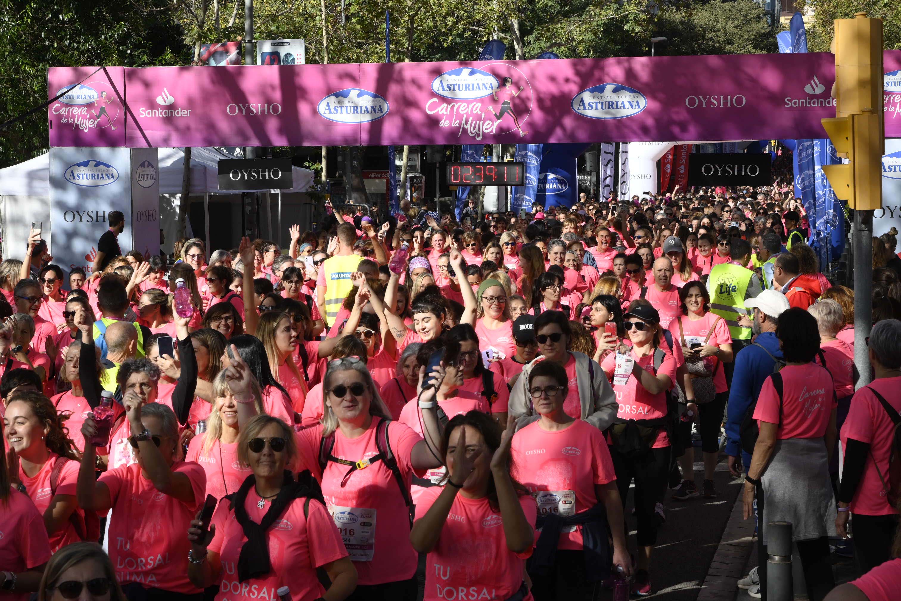 Las mejores fotos de la Carrera de la Mujer de Barcelona 2023. 7681