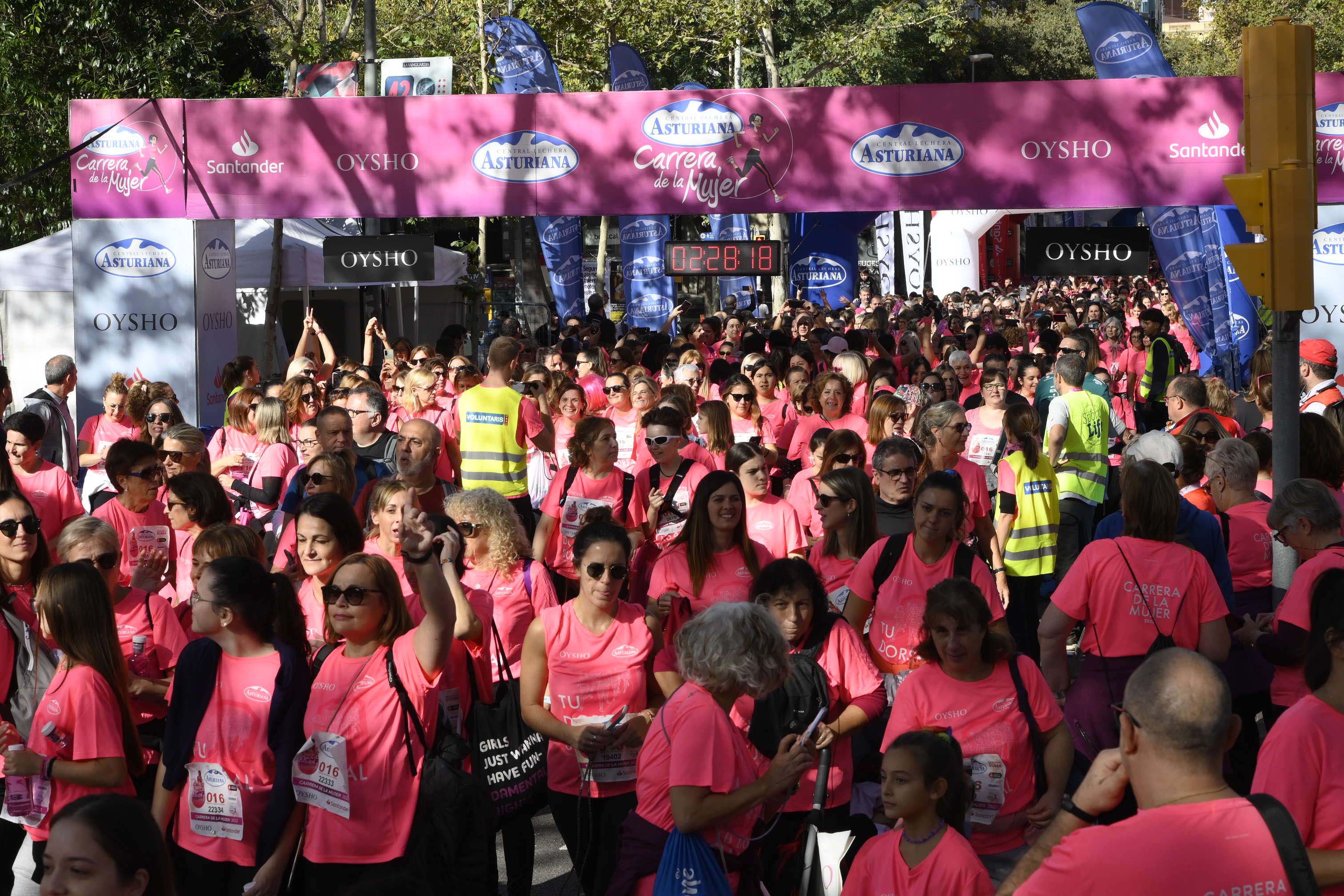 Las mejores fotos de la Carrera de la Mujer de Barcelona 2023. 7372