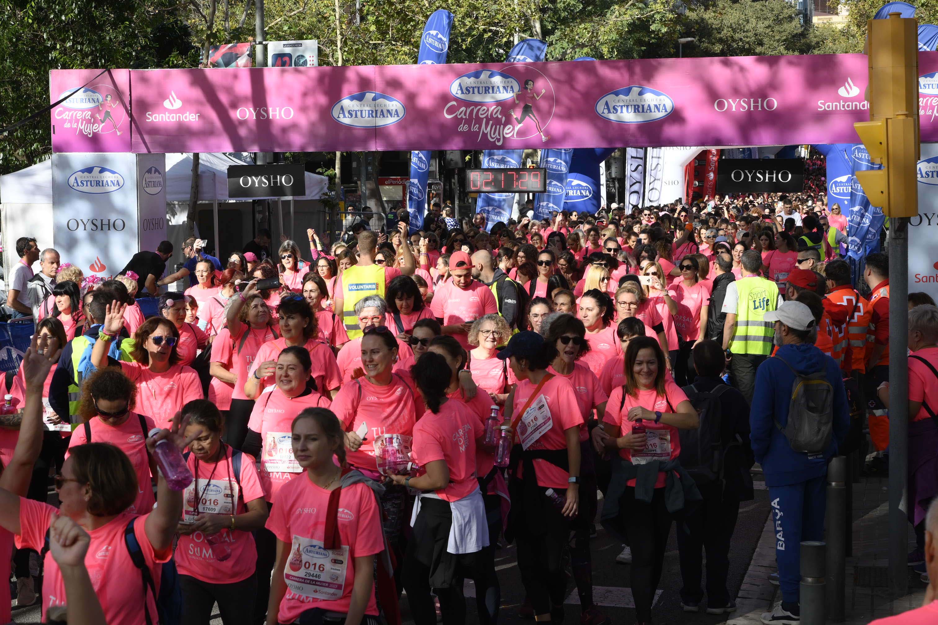 Las mejores fotos de la Carrera de la Mujer de Barcelona 2023. 7064