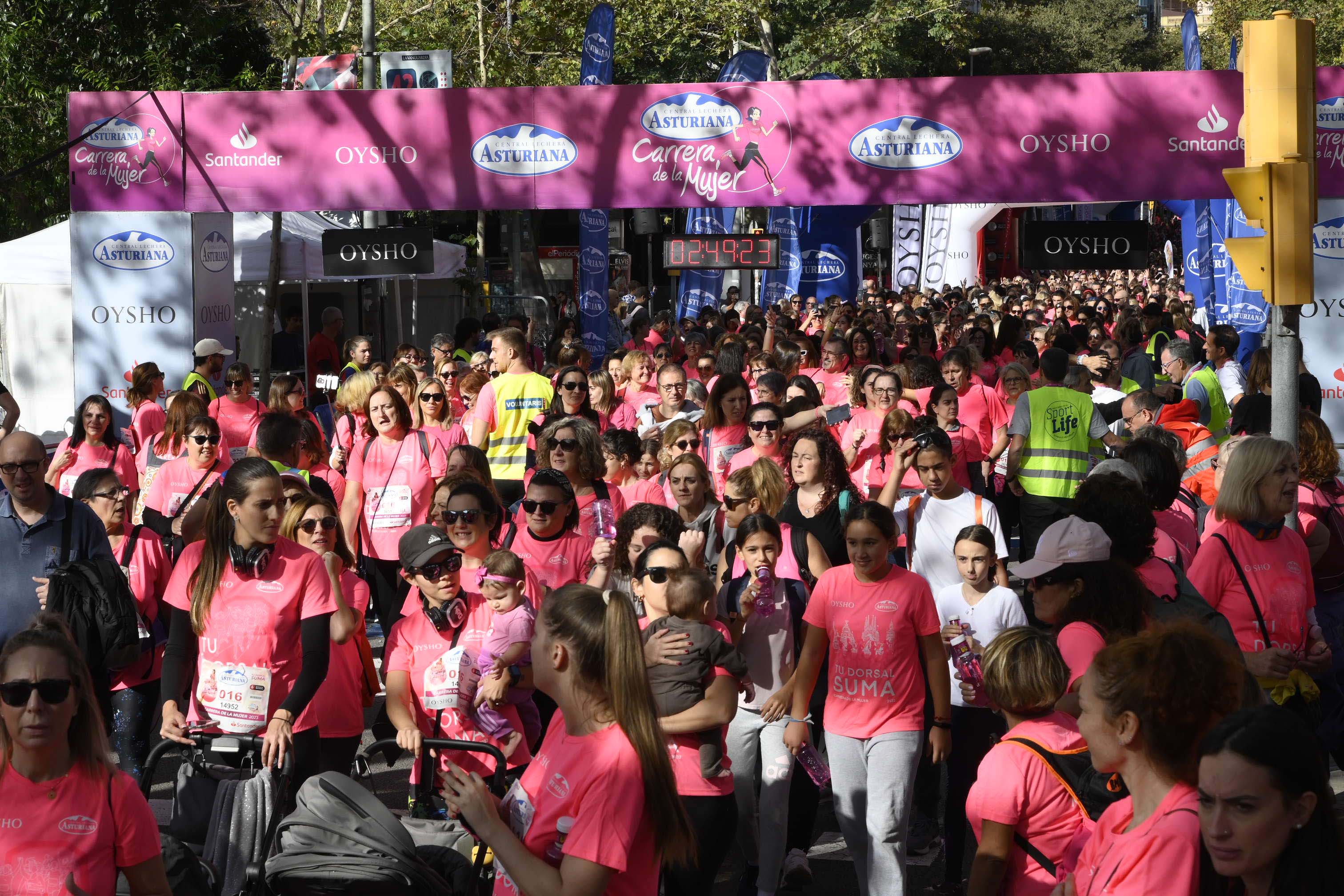 Las mejores fotos de la Carrera de la Mujer de Barcelona 2023. 7983