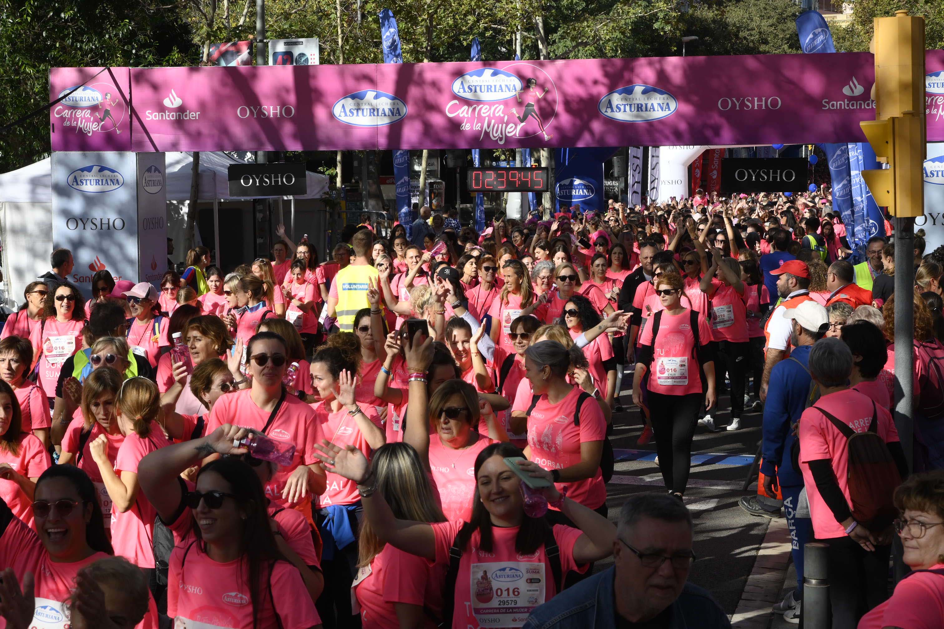 Las mejores fotos de la Carrera de la Mujer de Barcelona 2023. 7698