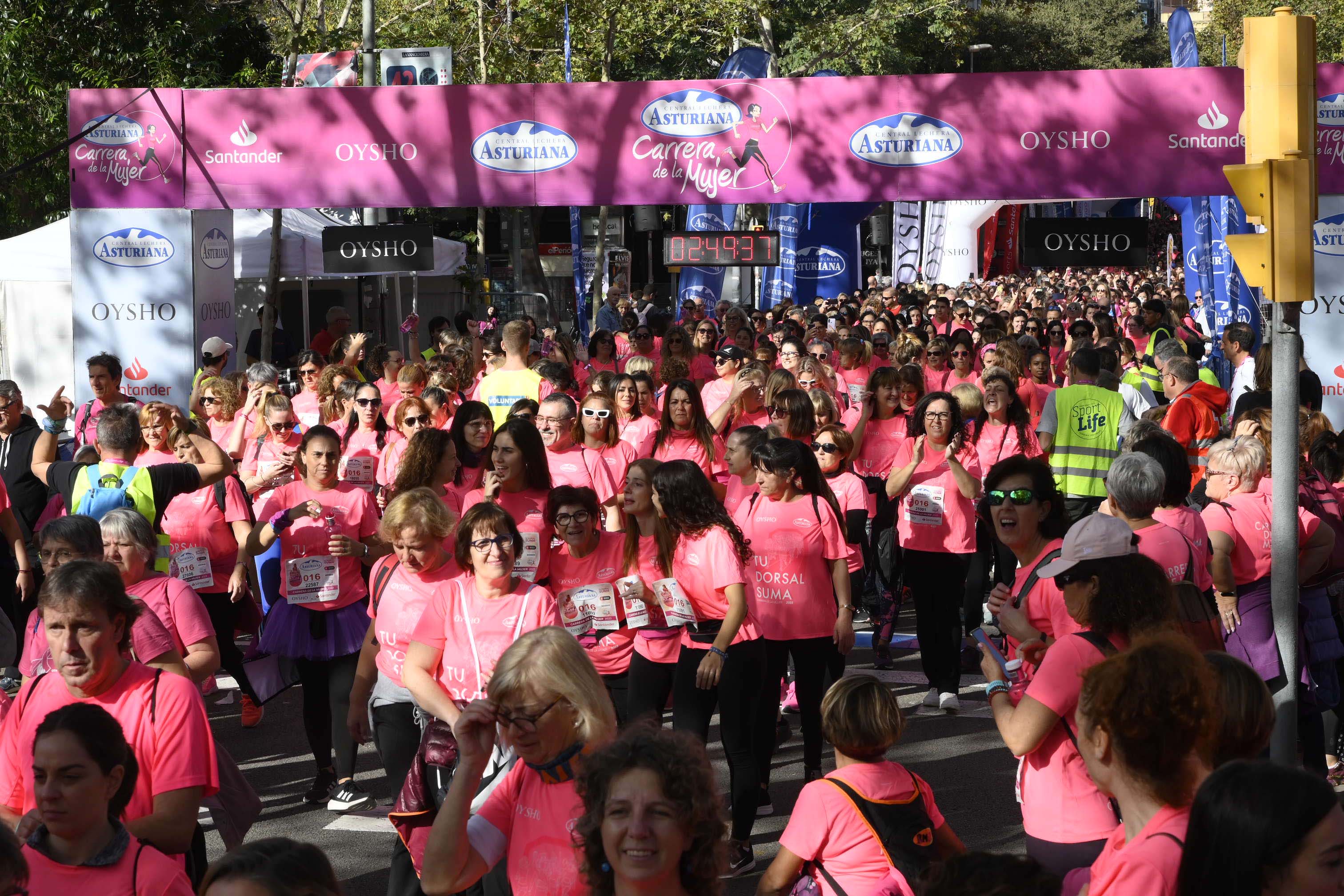 Las mejores fotos de la Carrera de la Mujer de Barcelona 2023. 7990