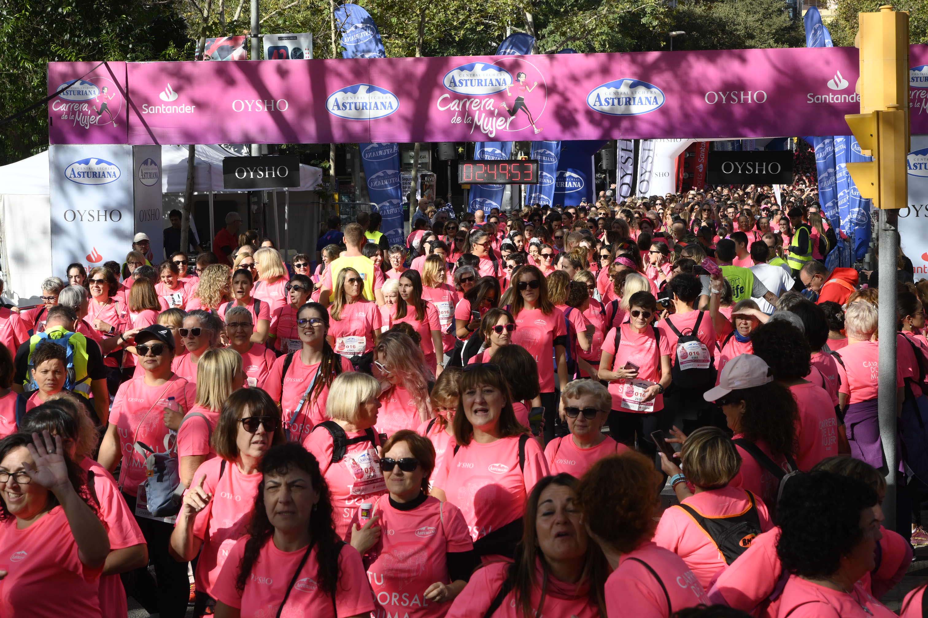 Las mejores fotos de la Carrera de la Mujer de Barcelona 2023. 7998