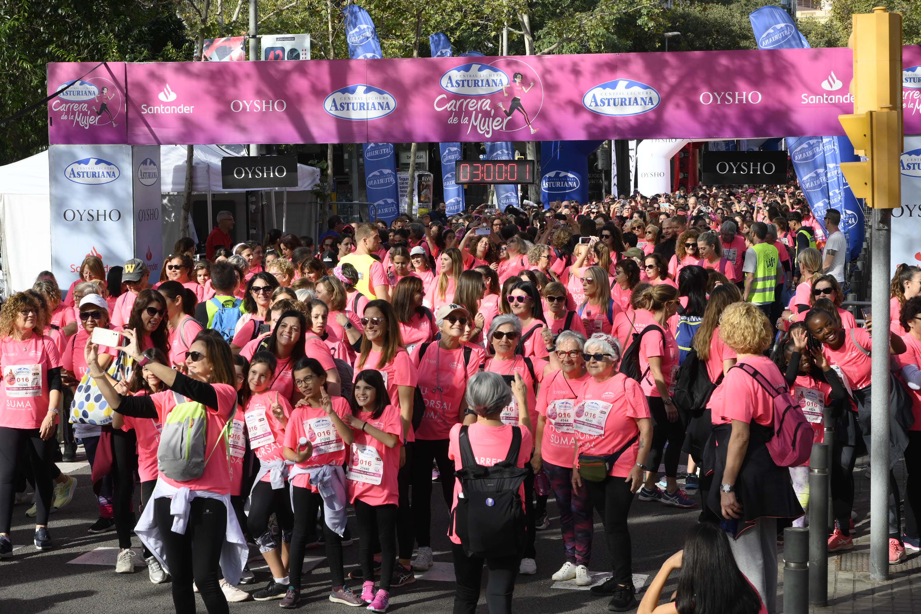 Las mejores fotos de la Carrera de la Mujer de Barcelona 2023. 8302